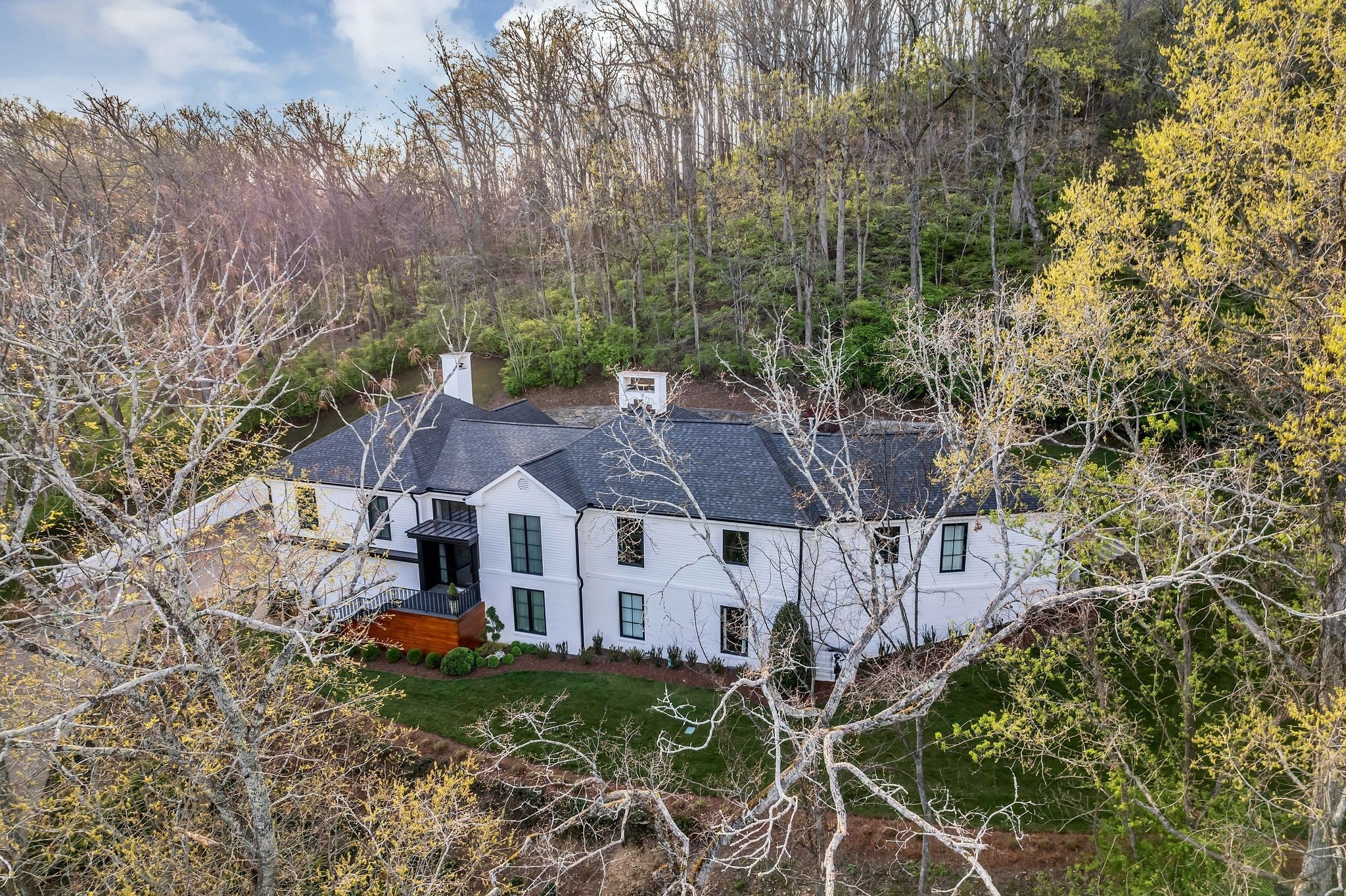 Photo of Listing #2815344