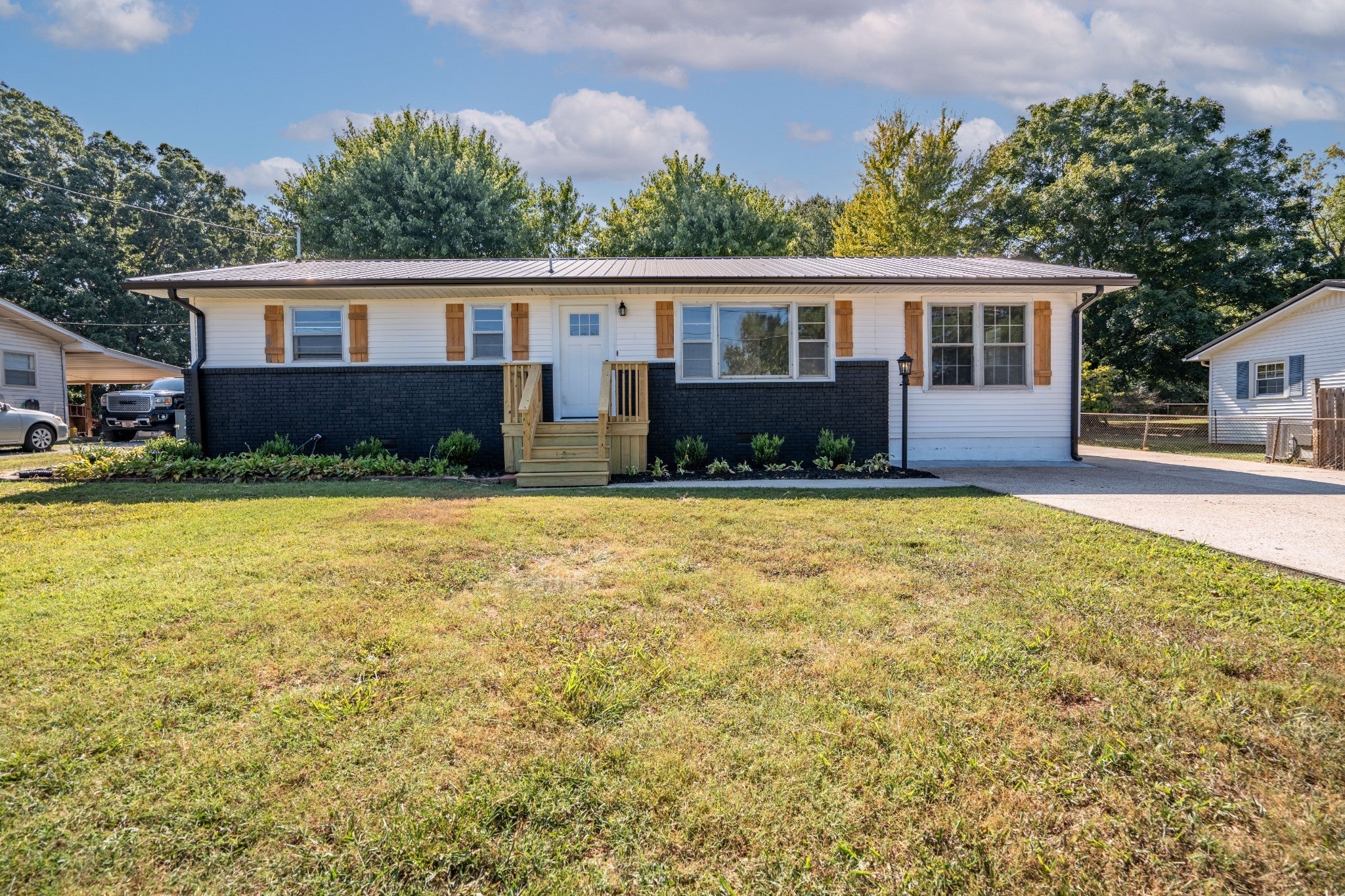 Photo of Listing #2815559