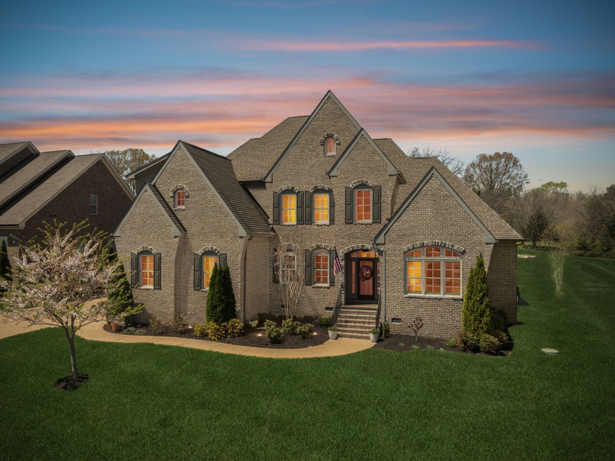 Photo of Listing #2815733
