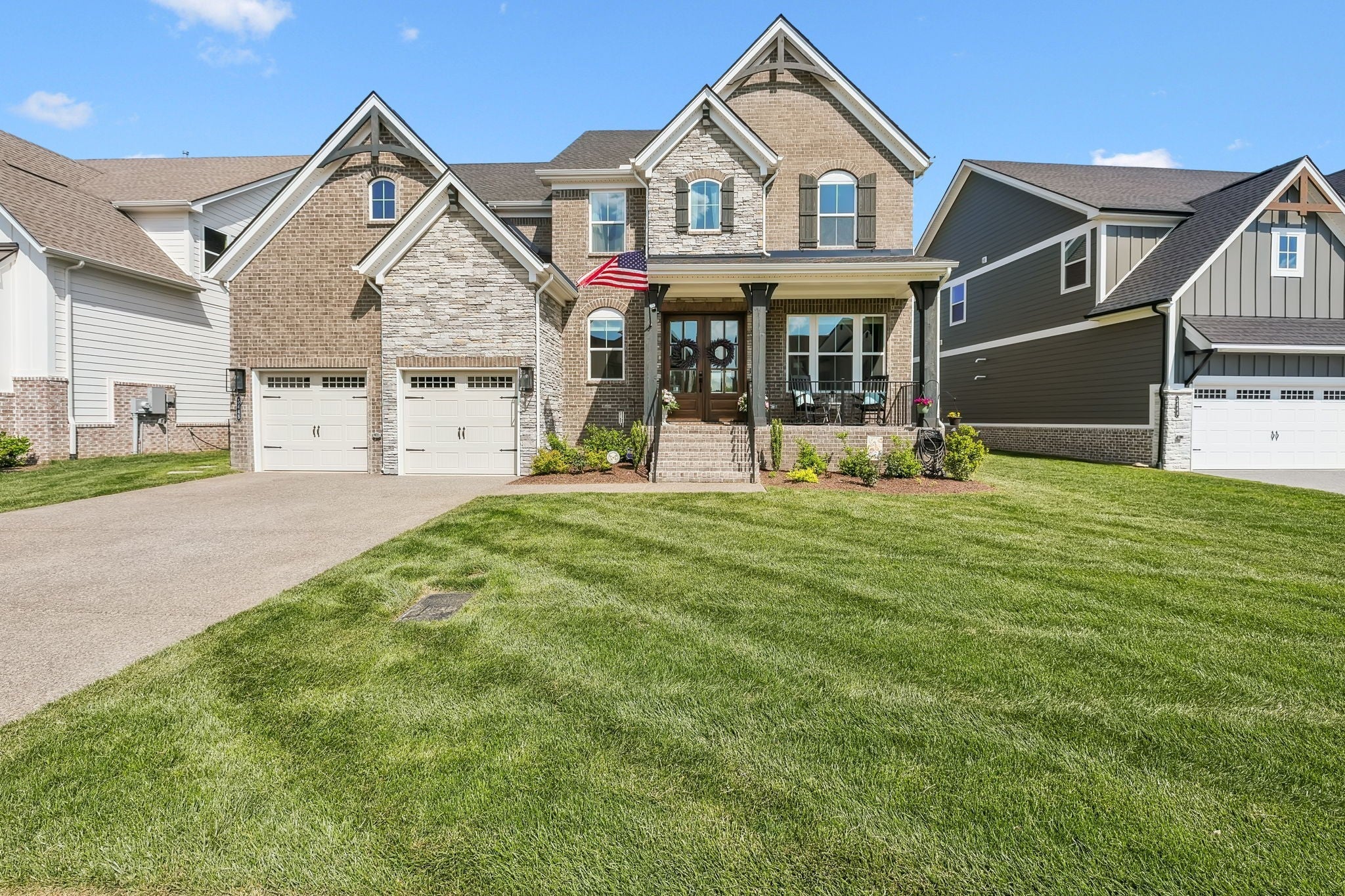 Photo of Listing #2815837