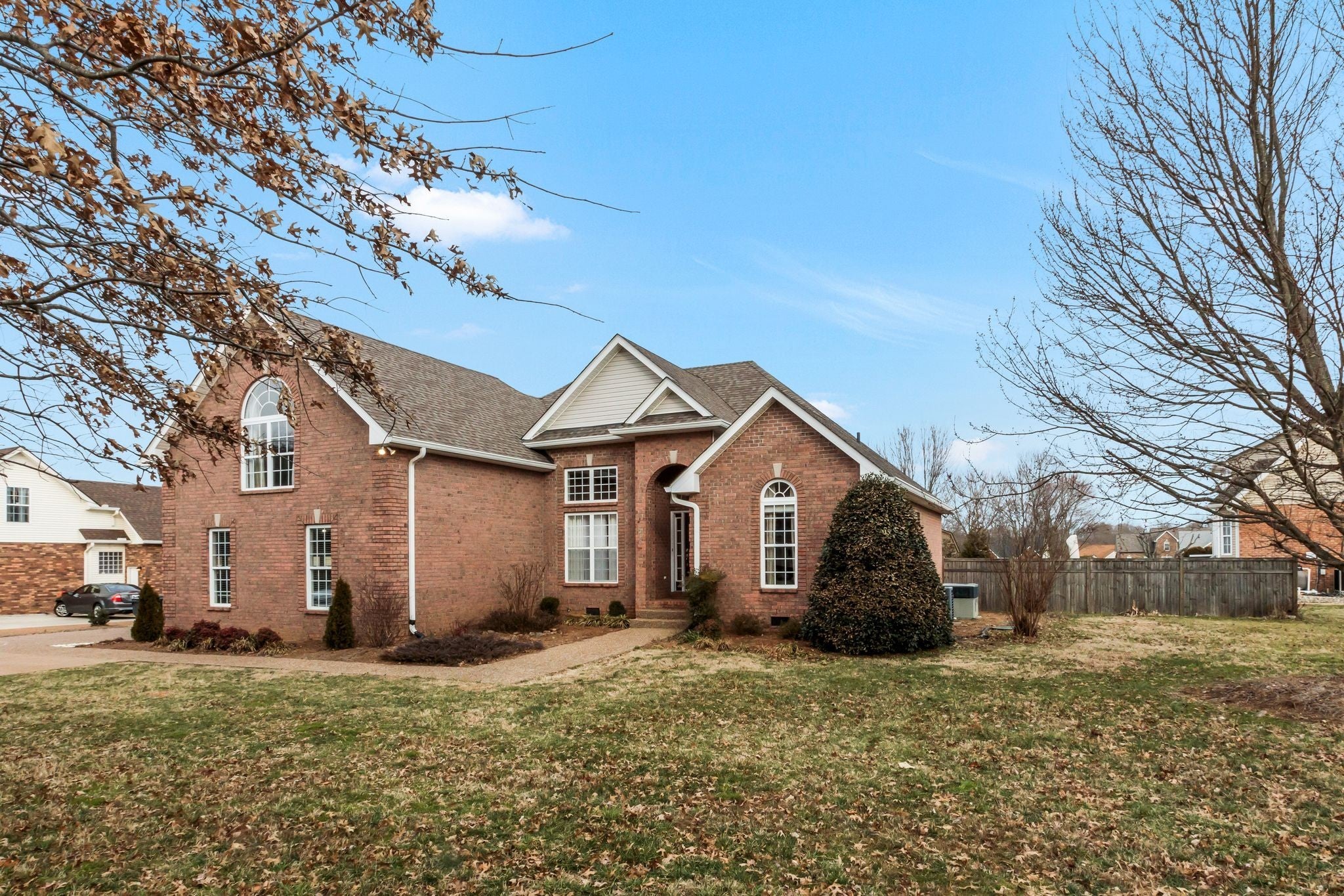 Photo of Listing #2816376