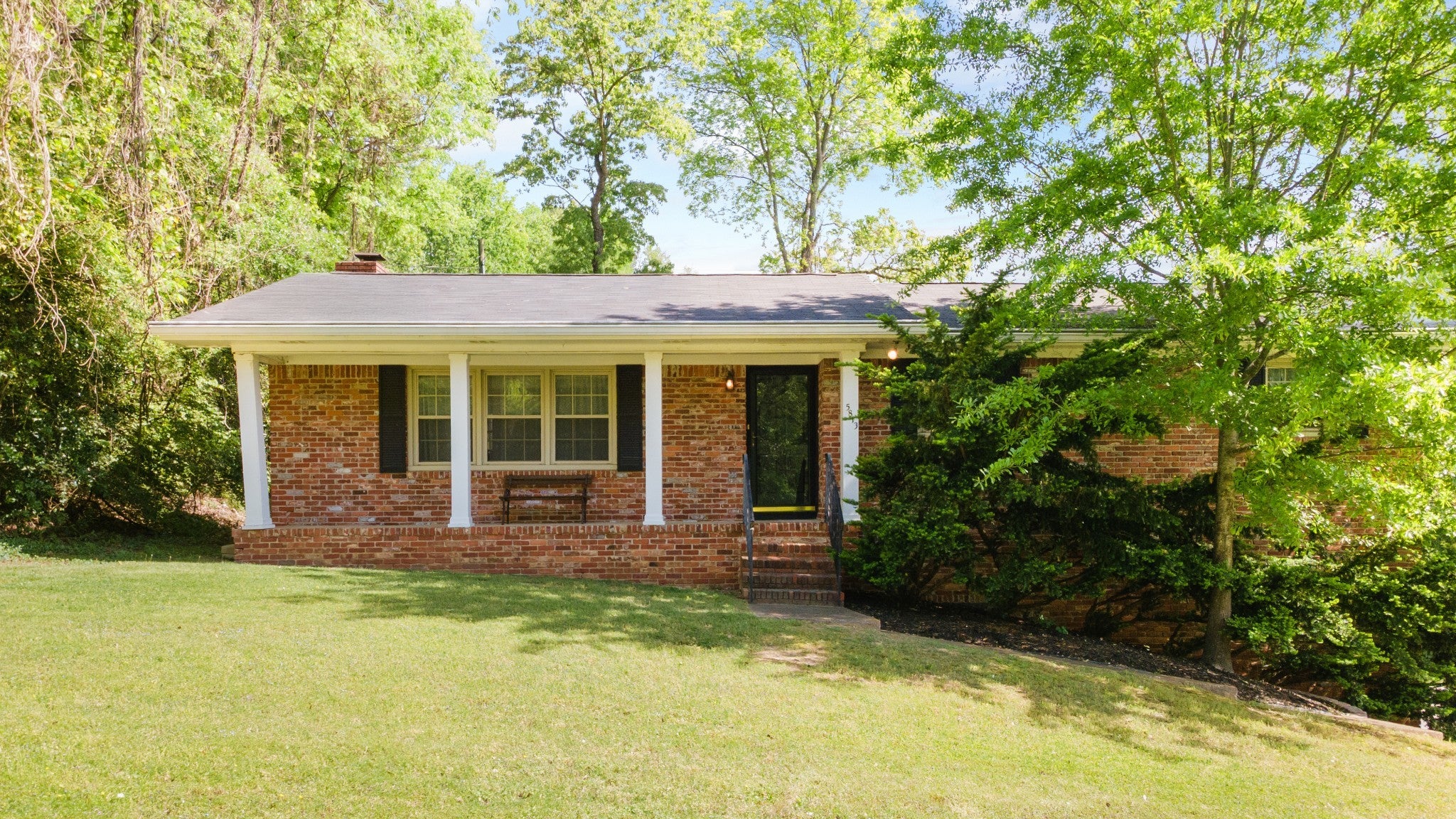 Photo of Listing #2816380
