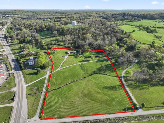 270 S Main St, Eagleville