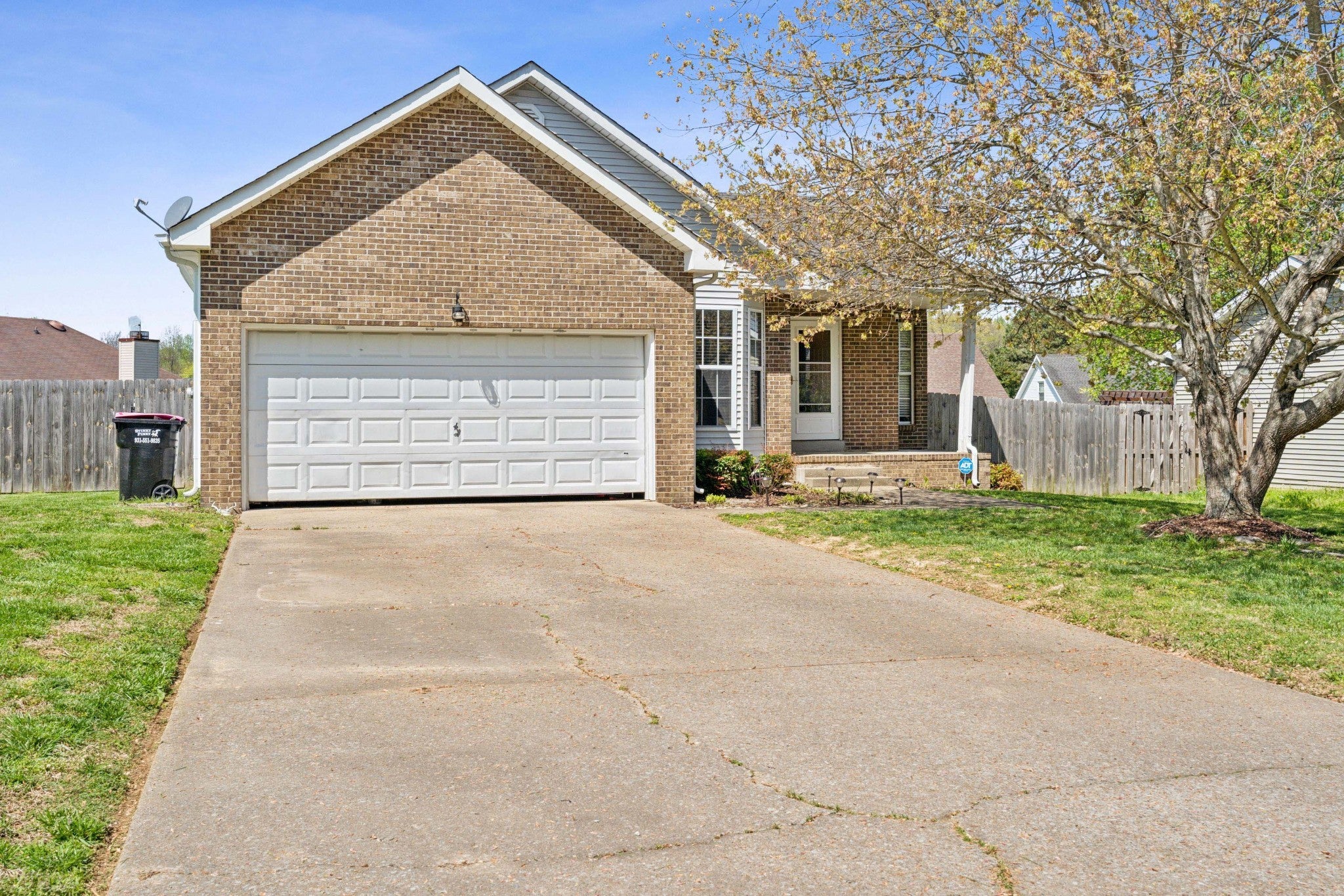 Photo of Listing #2816994