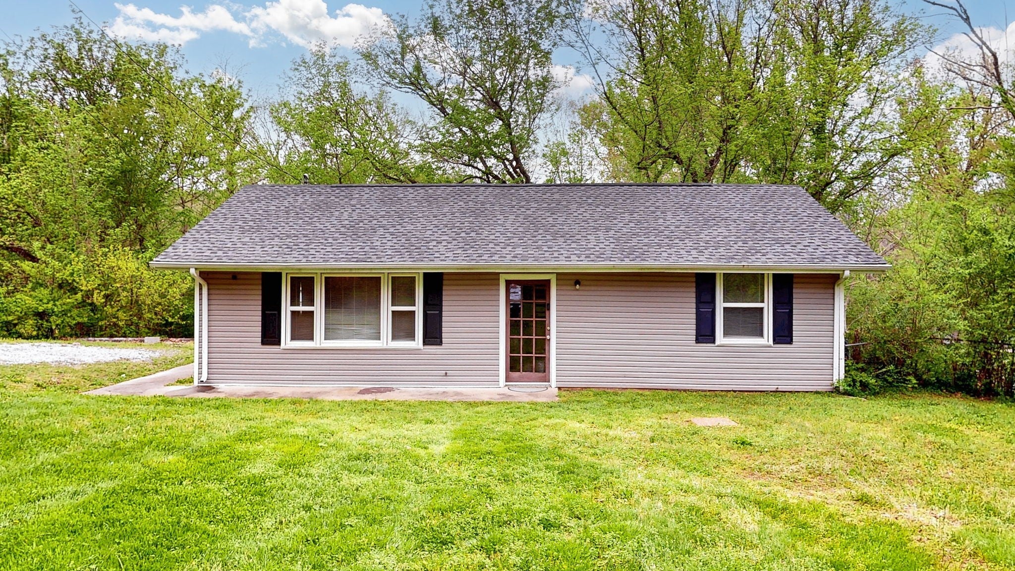 Photo of Listing #2817010