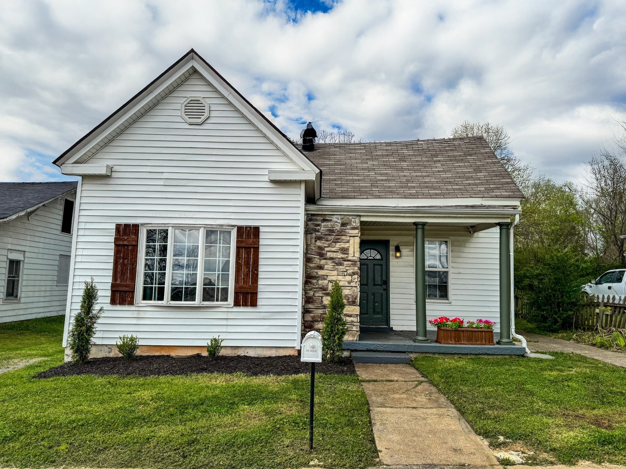 Photo of Listing #2817077