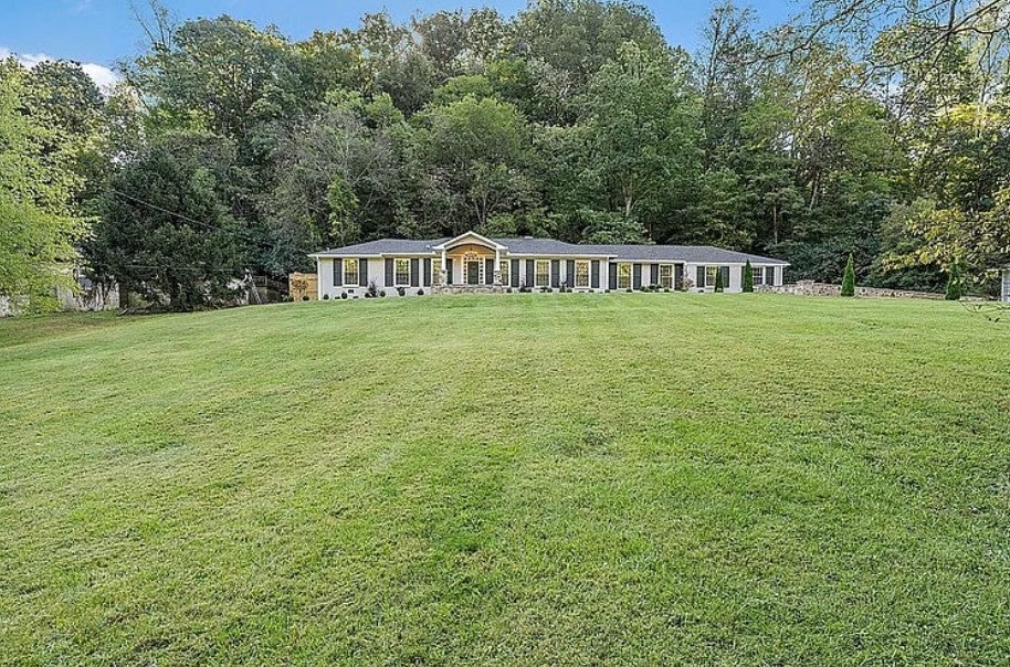 Photo of Listing #2817078