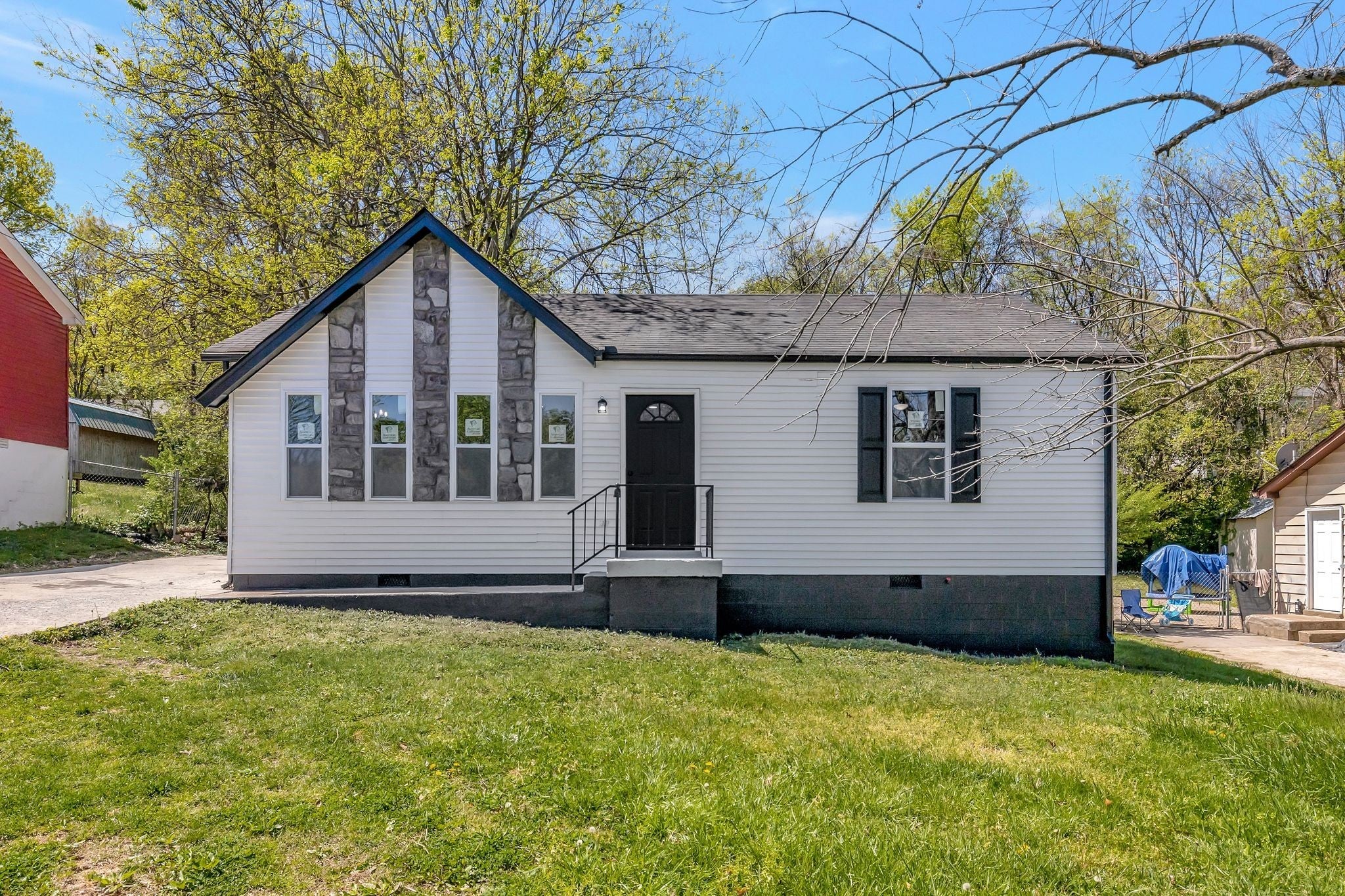 Photo of Listing #2817442
