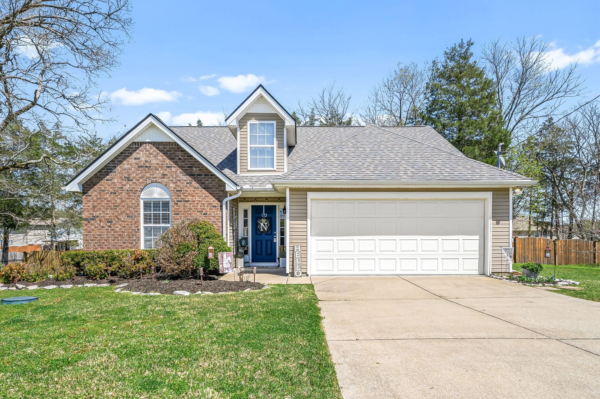Photo of Listing #2817475