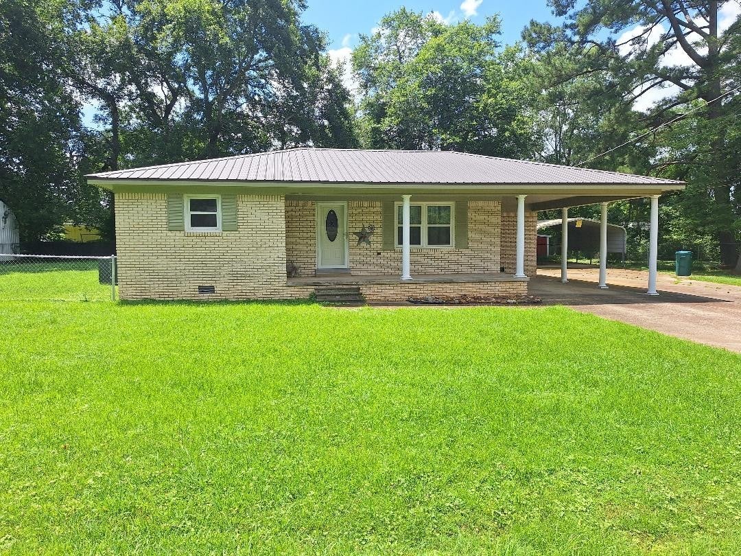 Photo of Listing #2817478