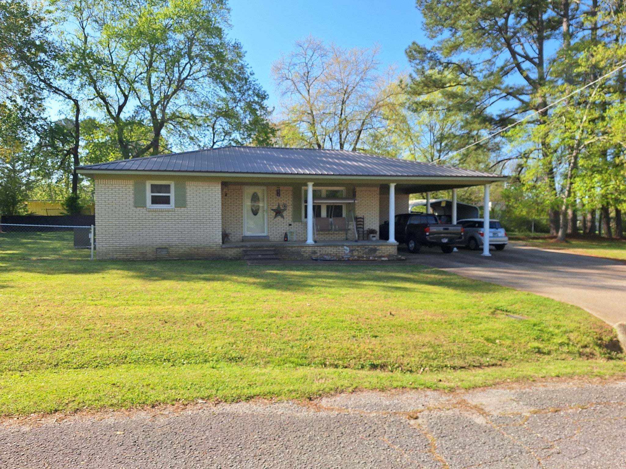 Photo of Listing #2817478