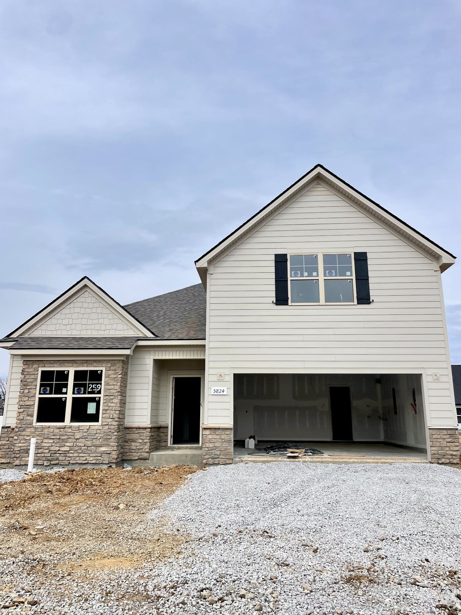Photo of Listing #2817550