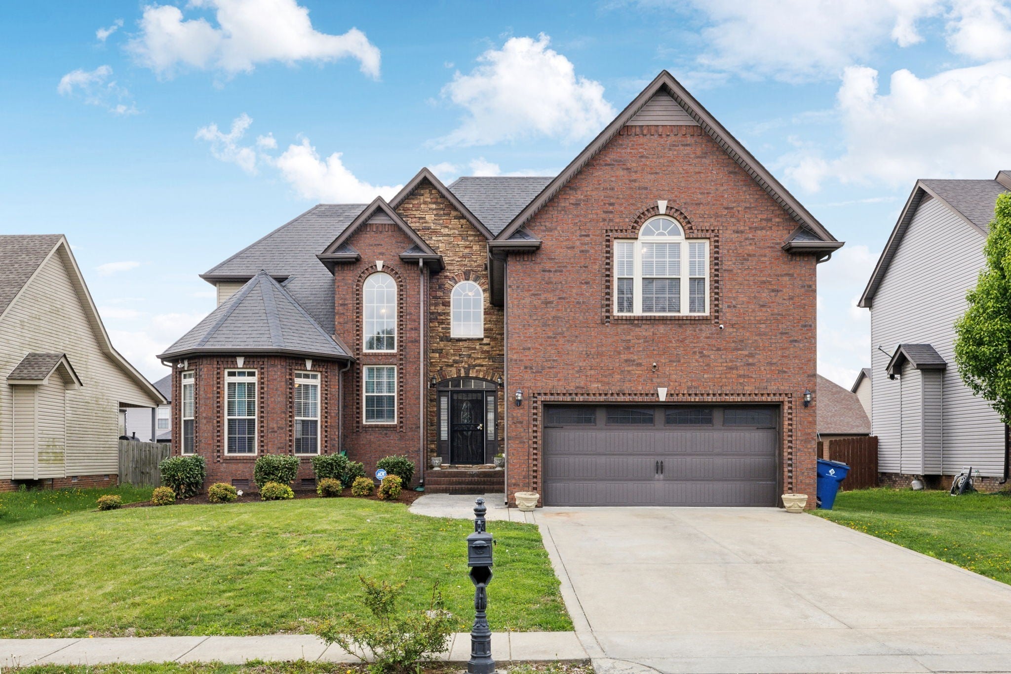 Photo of Listing #2817997