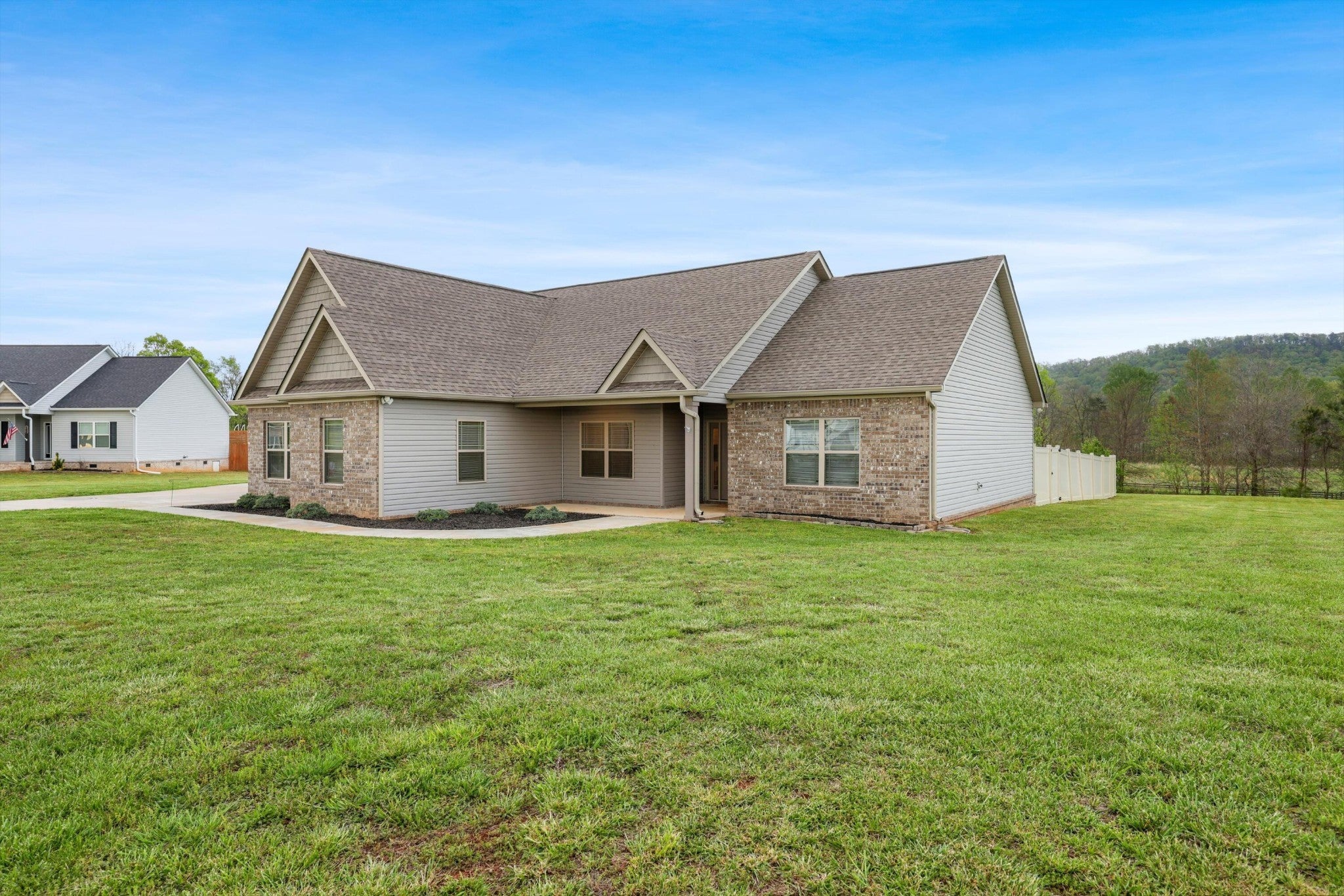 Photo of Listing #2818044