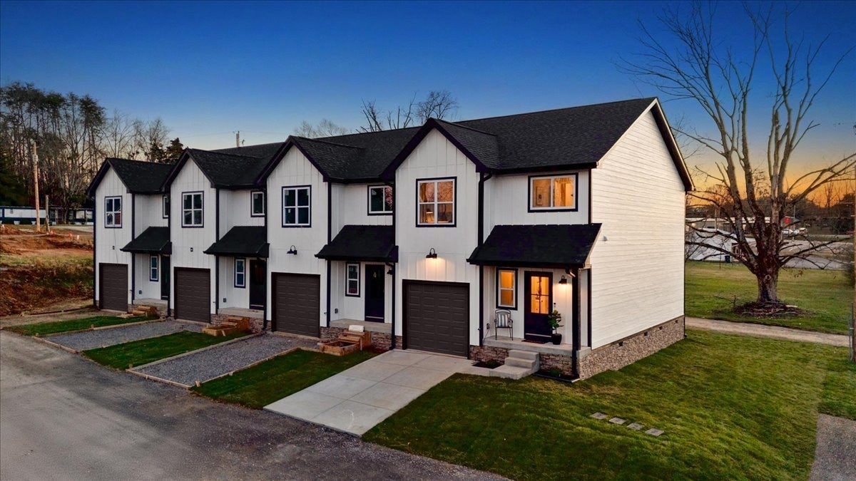 Photo of Listing #2818390