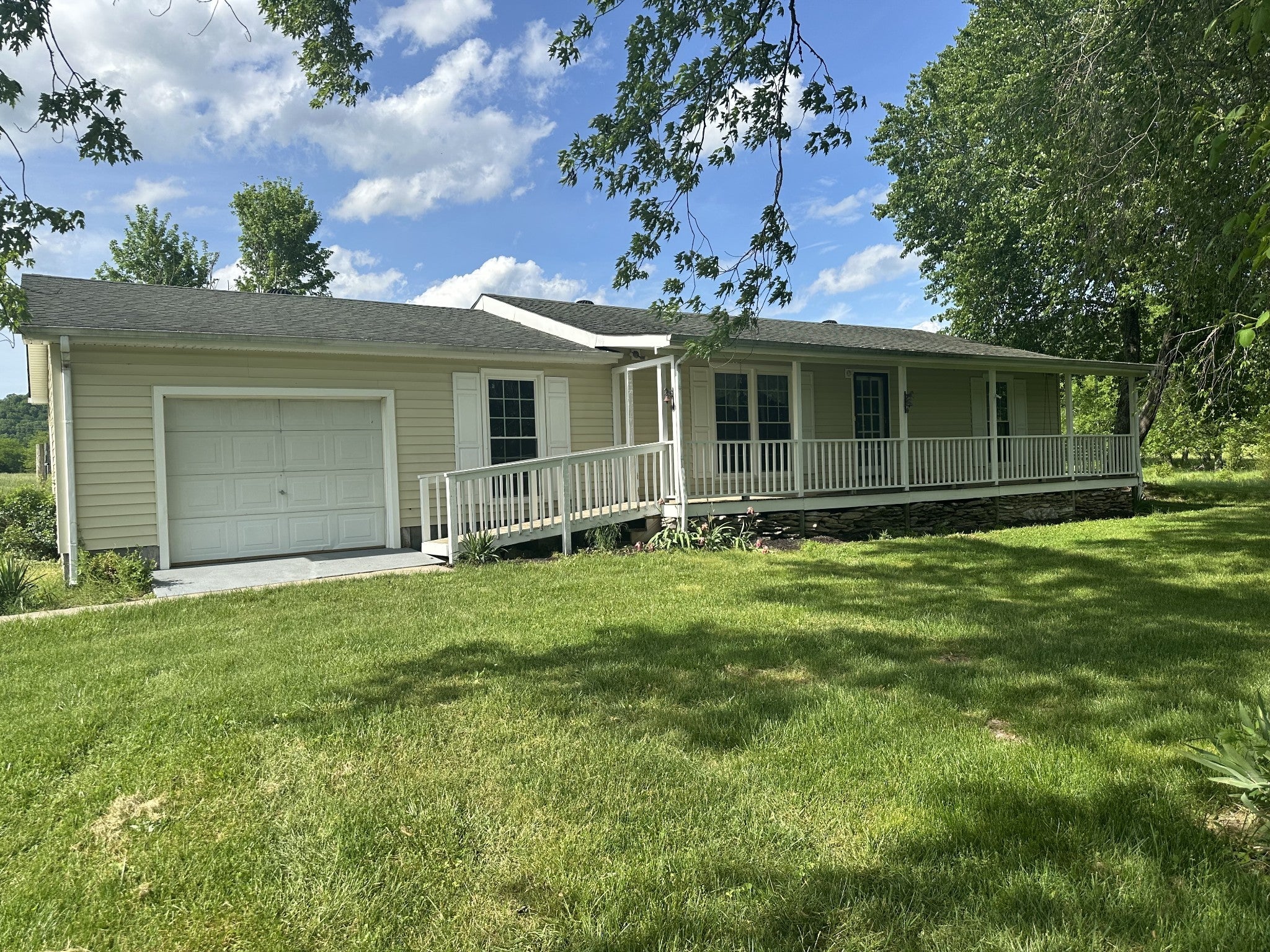 Photo of Listing #2818481