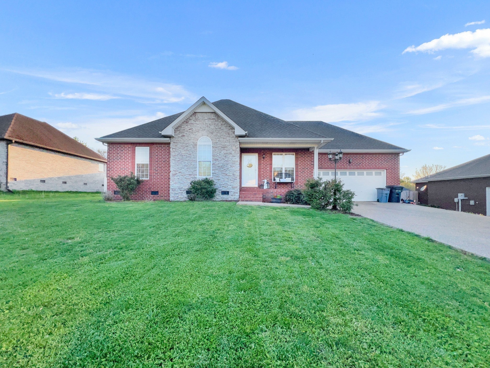 Photo of Listing #2818497