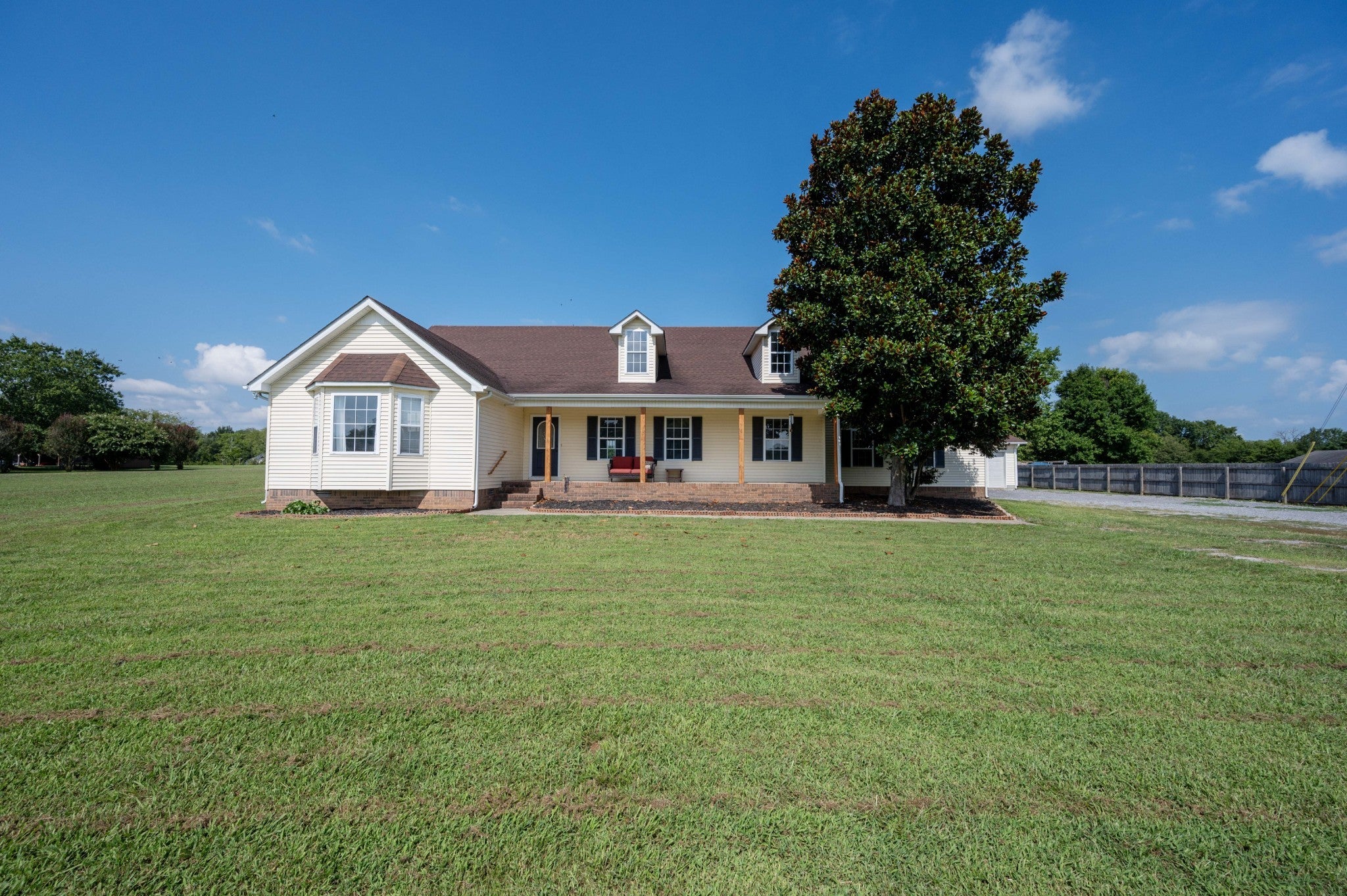 Photo of Listing #2819125