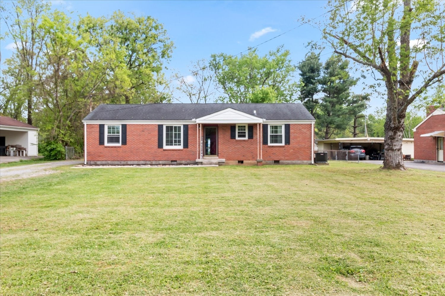 Photo of Listing #2819779