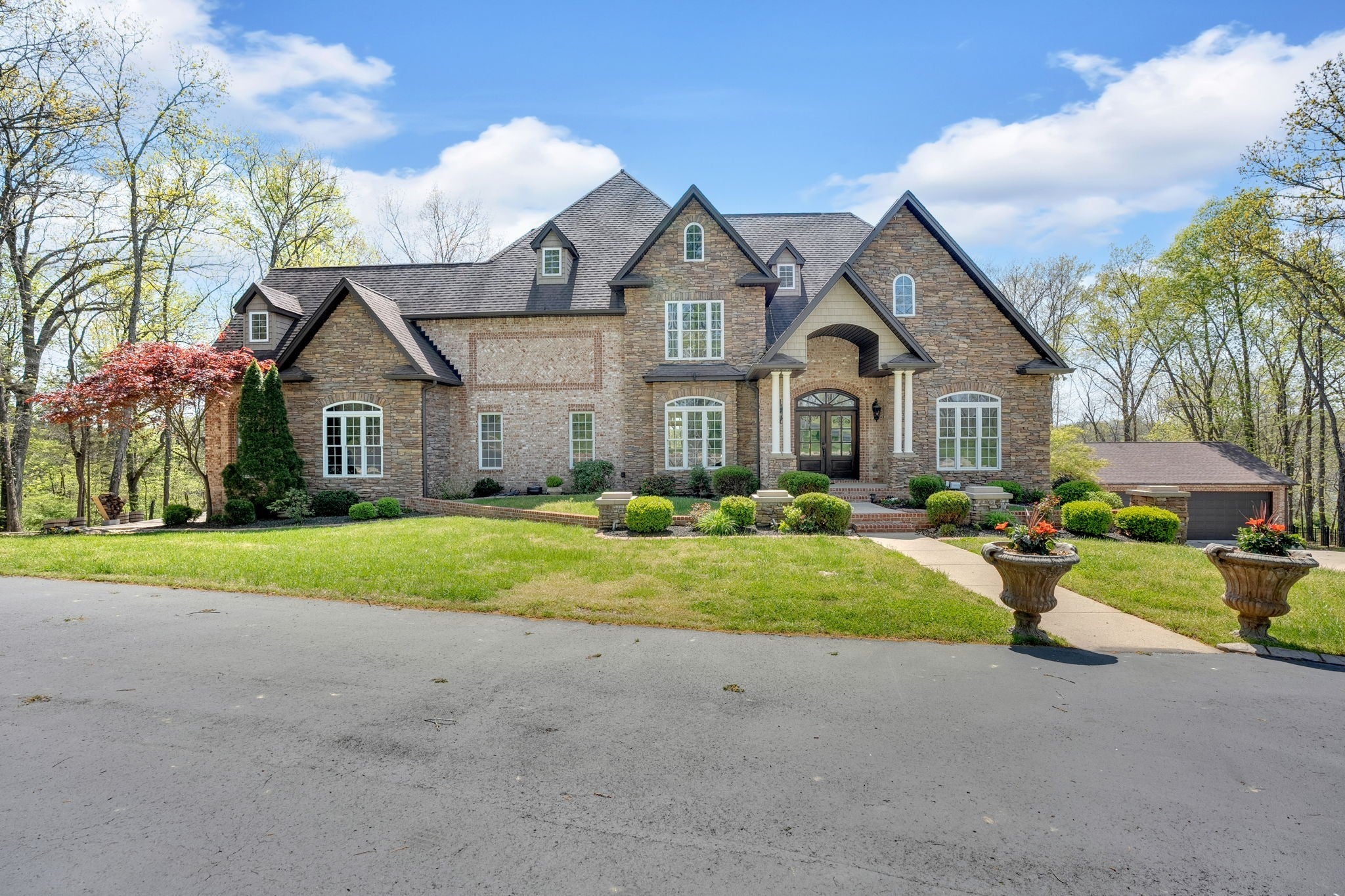 Photo of Listing #2819992