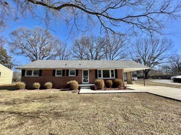 Photo of Listing #2820121