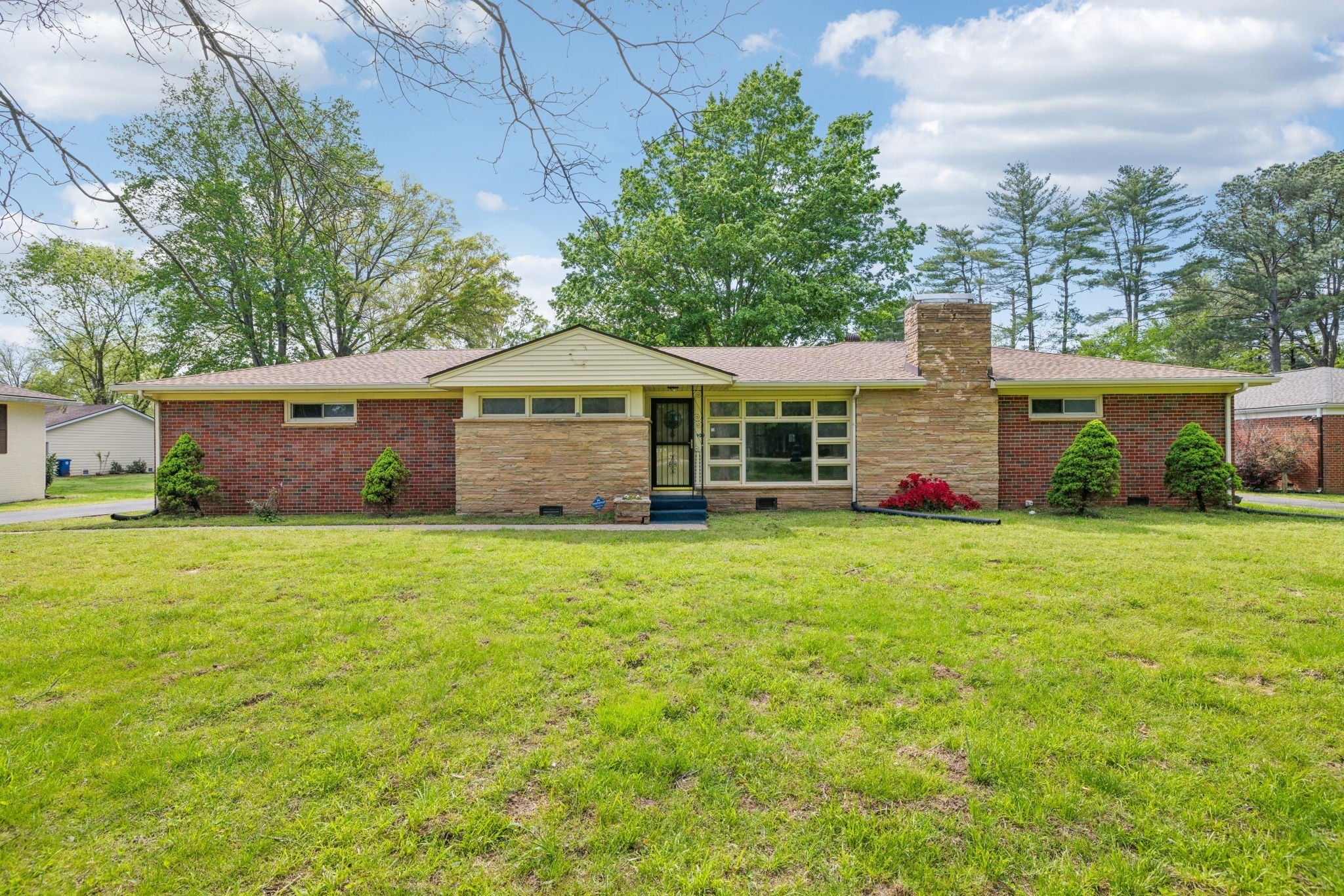 Photo of Listing #2820580