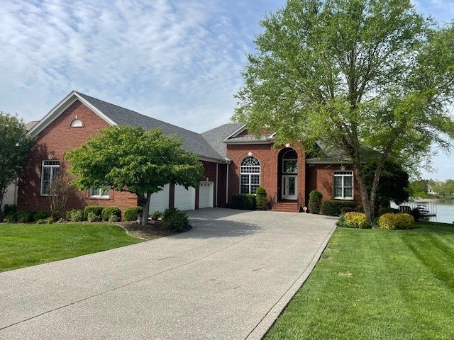 Photo of Listing #2820760