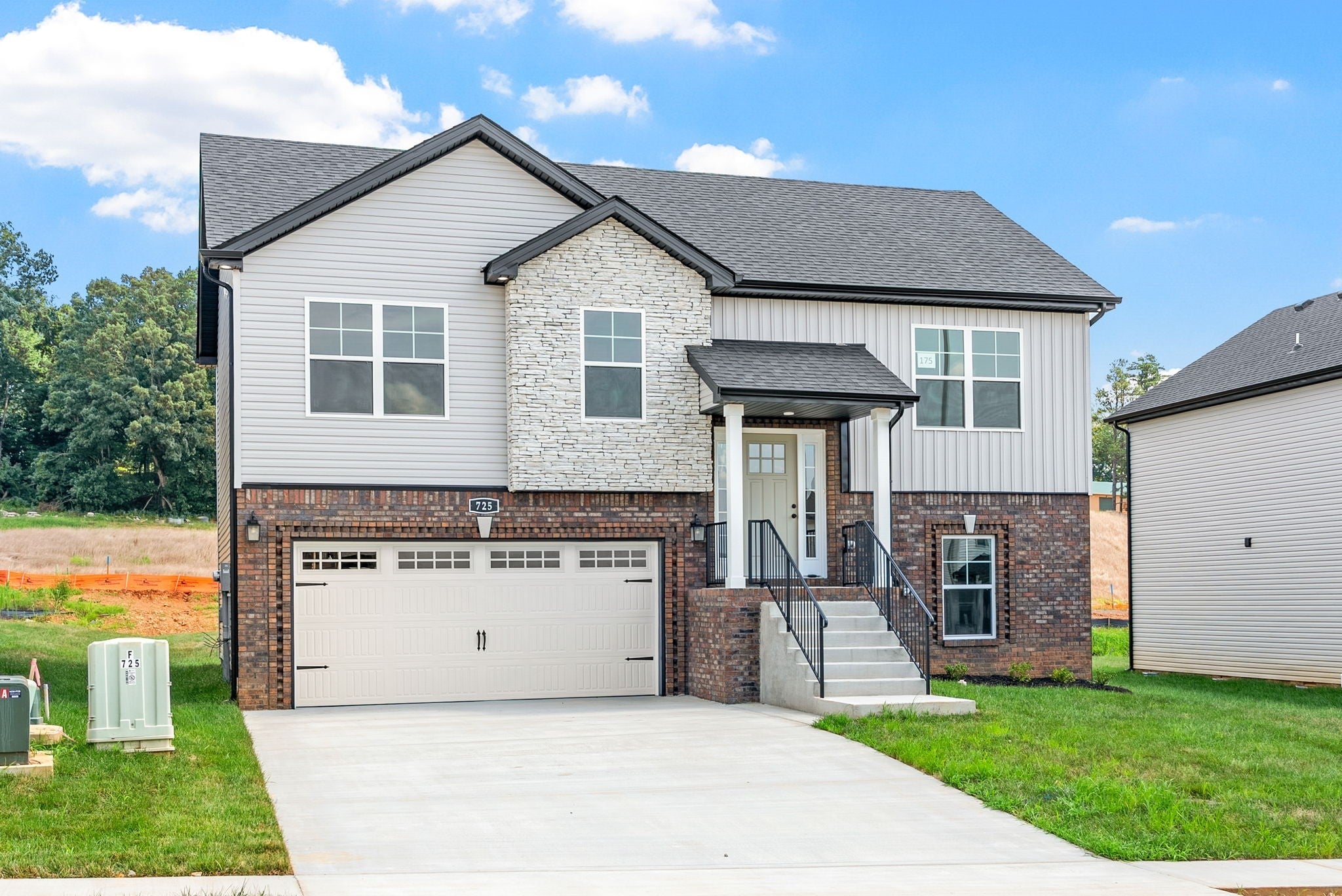 Photo of Listing #2821117