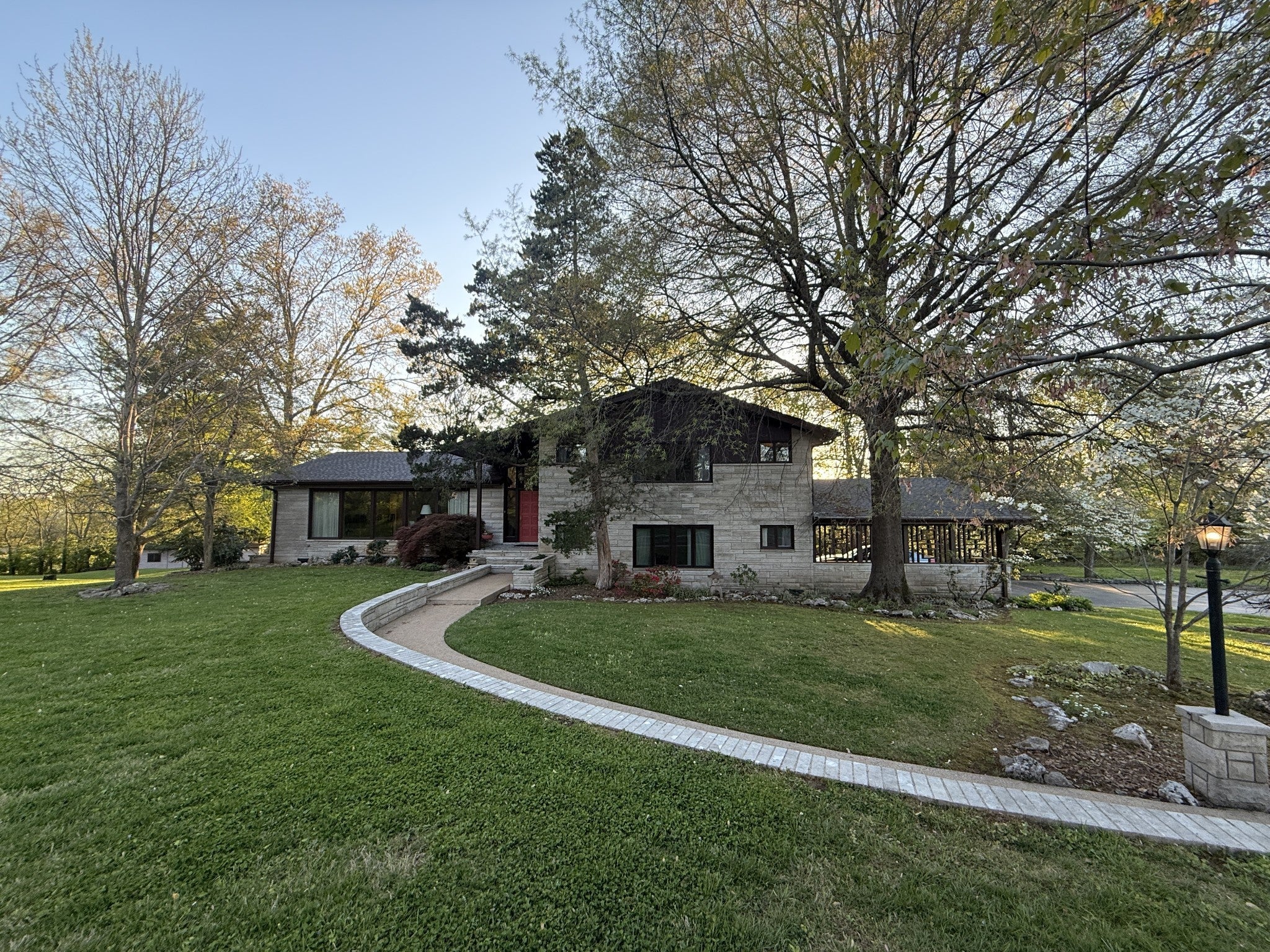 Photo of Listing #2821141