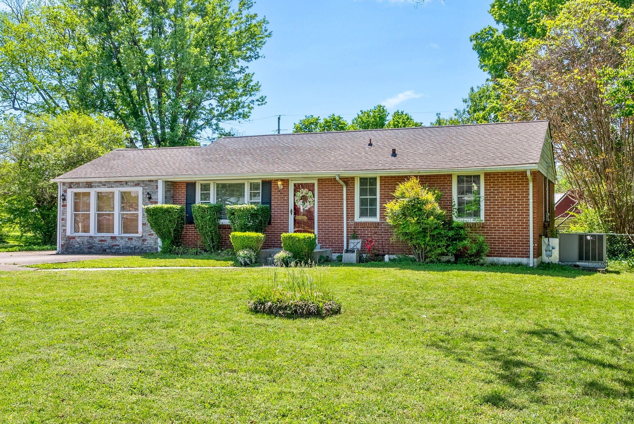 Photo of Listing #2821197
