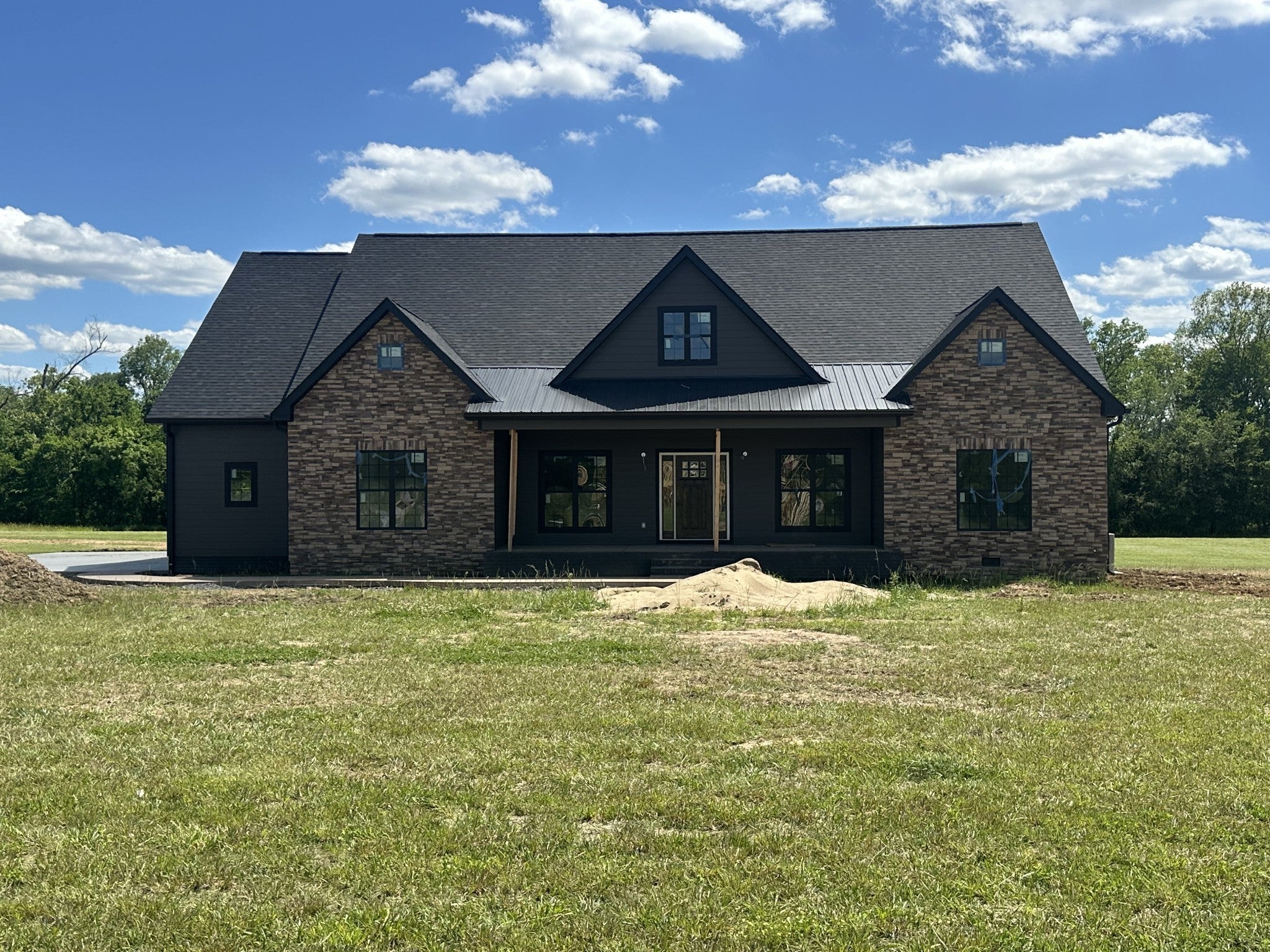 Photo of Listing #2821404