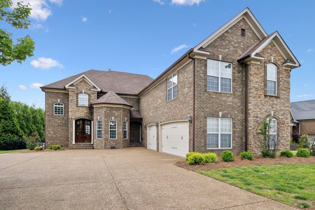 132 Thornwood Pl, Hendersonville