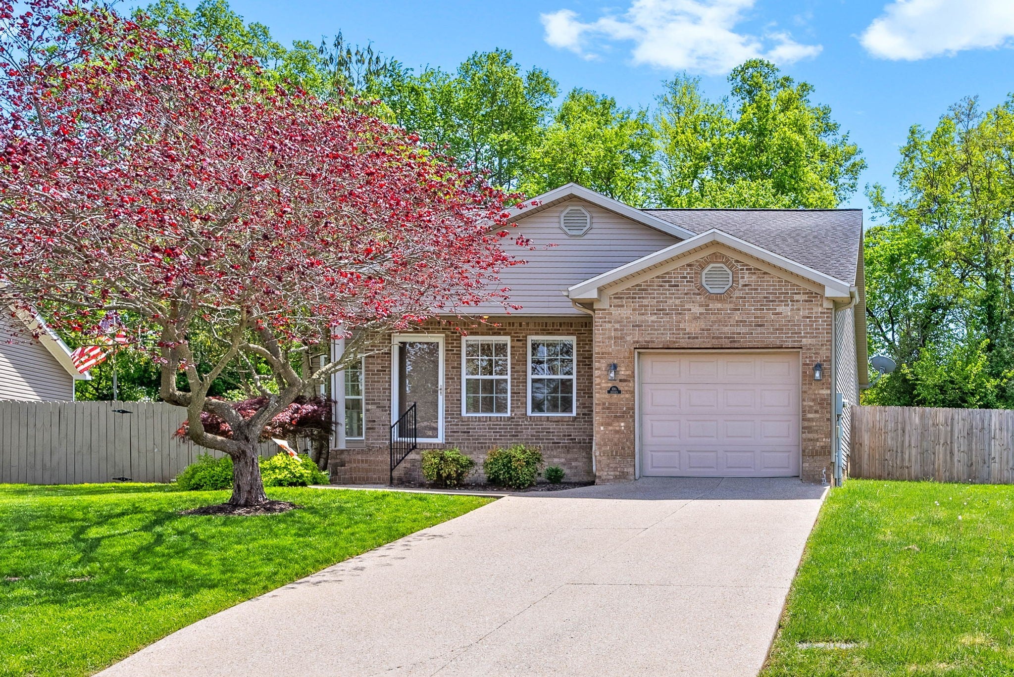 Photo of Listing #2821858