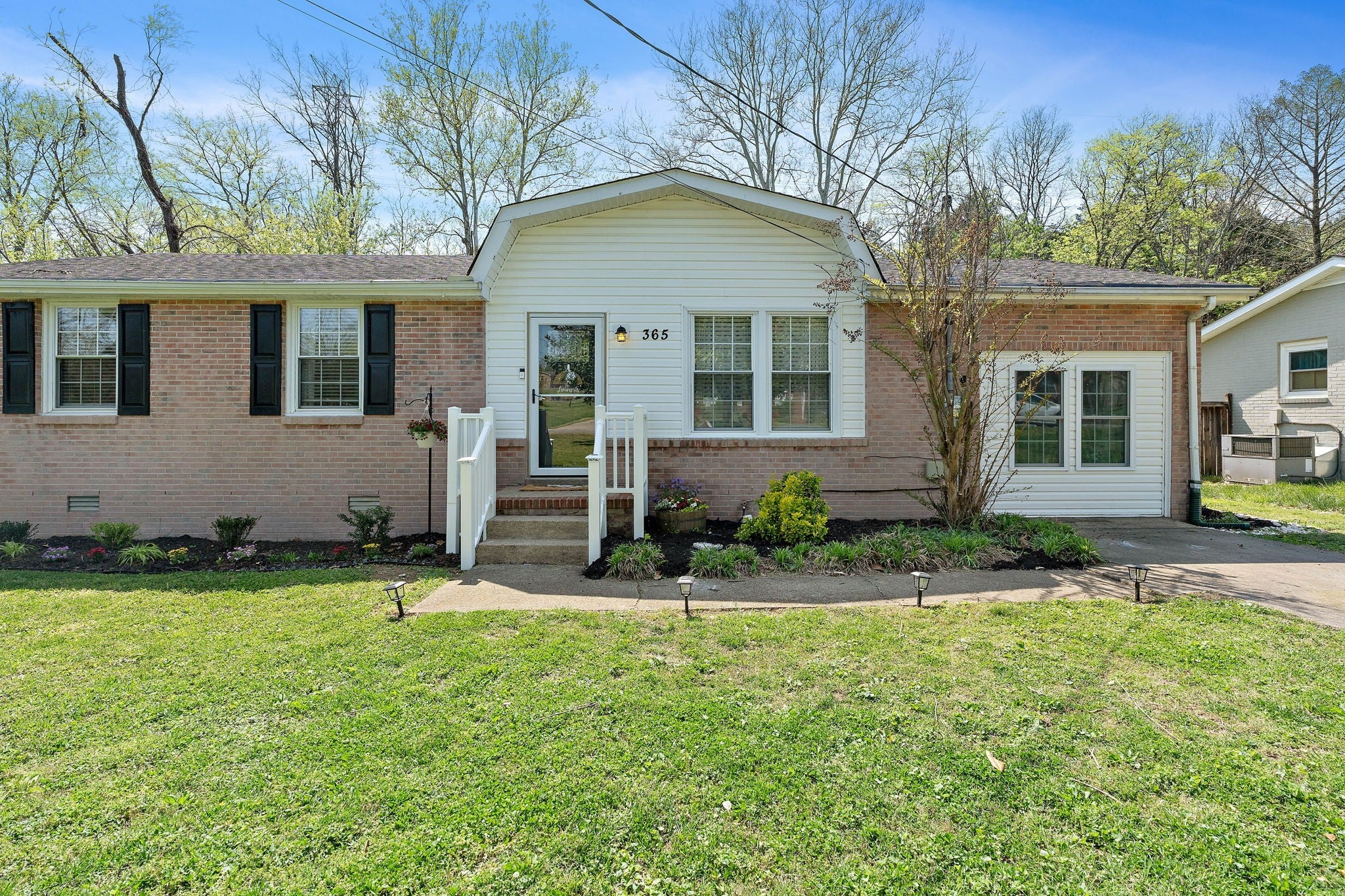 Photo of Listing #2821904