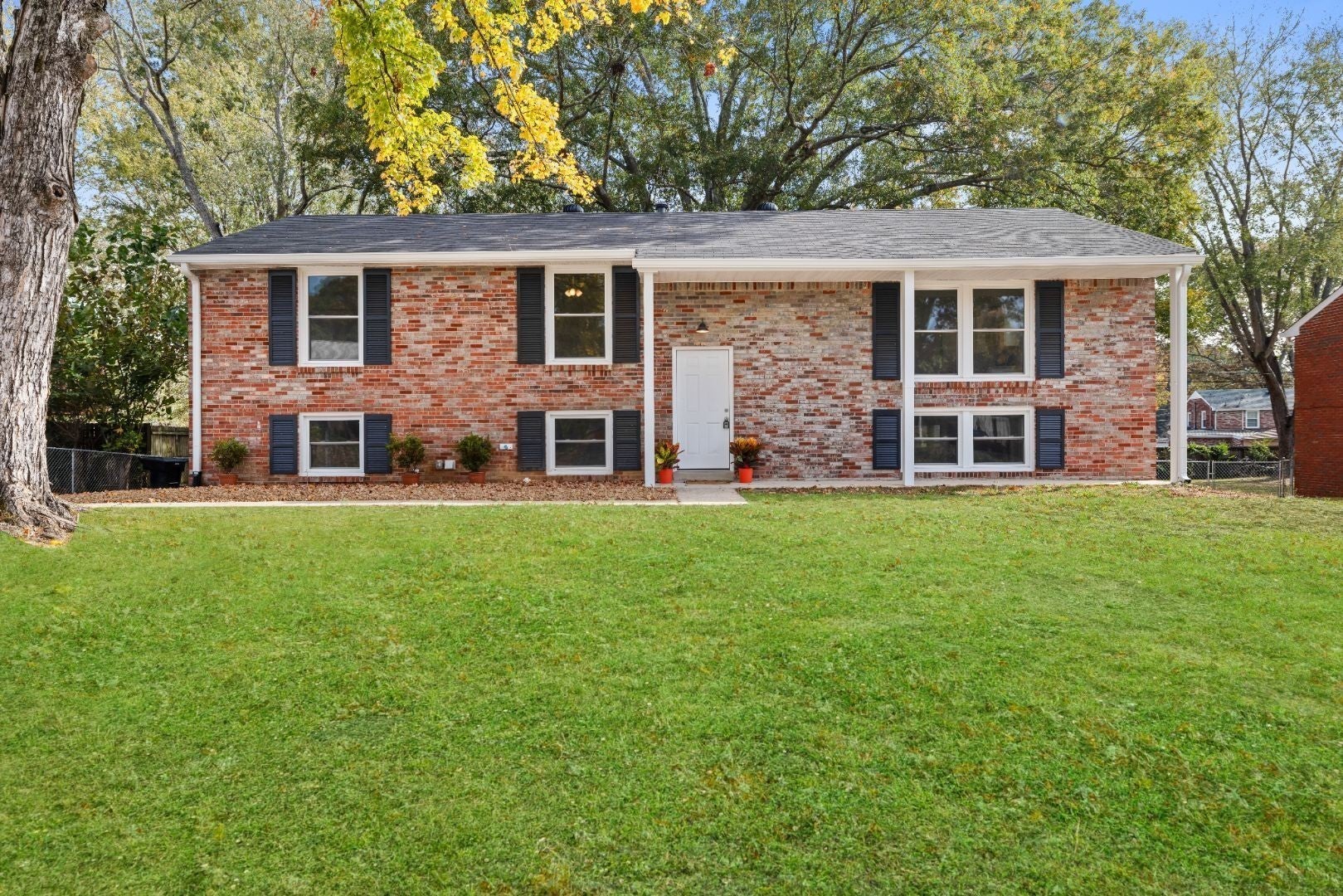 Photo of Listing #2822064
