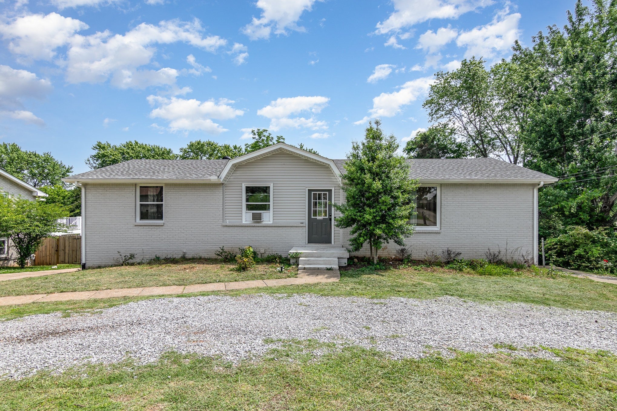 Photo of Listing #2822359