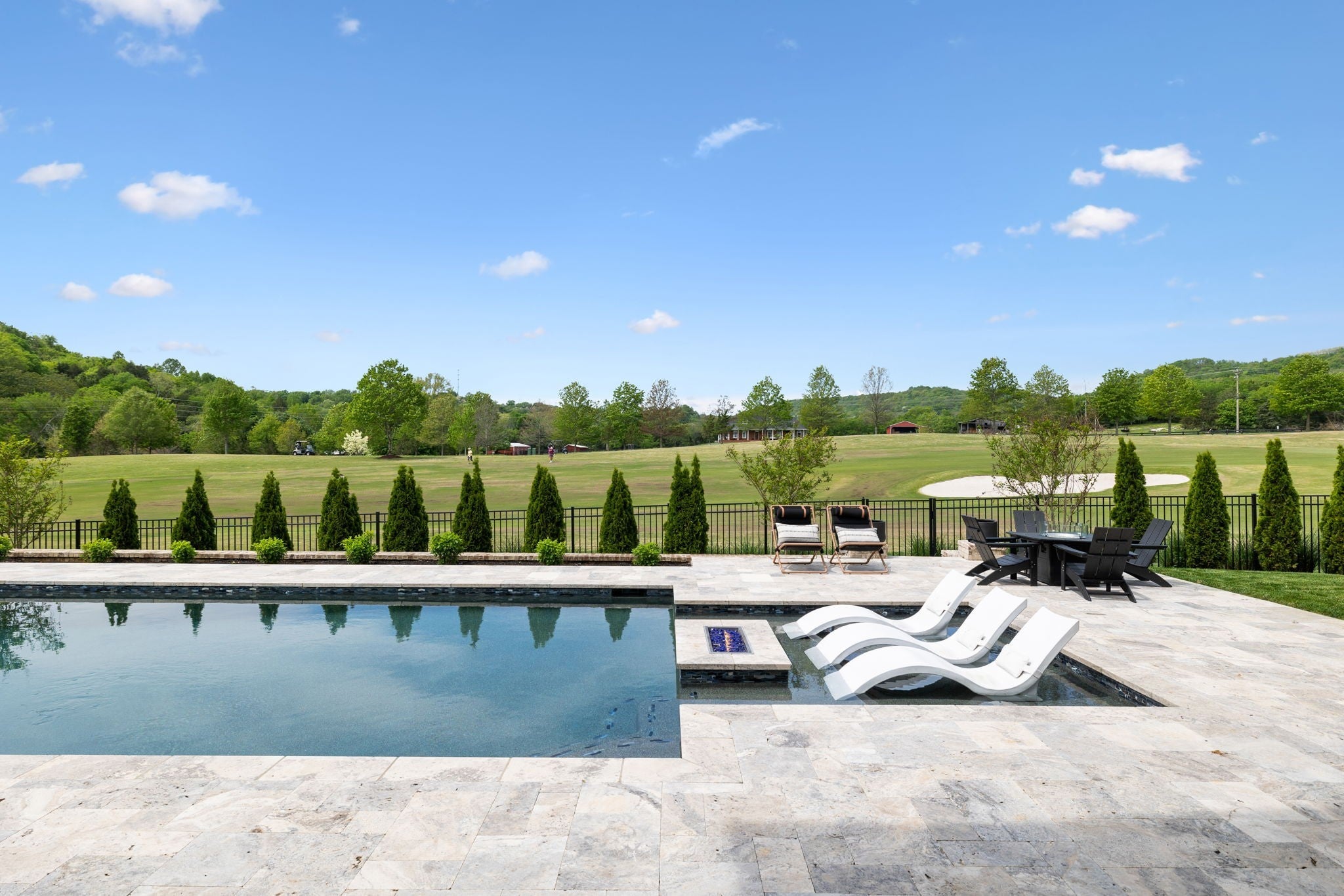Photo of Listing #2822496