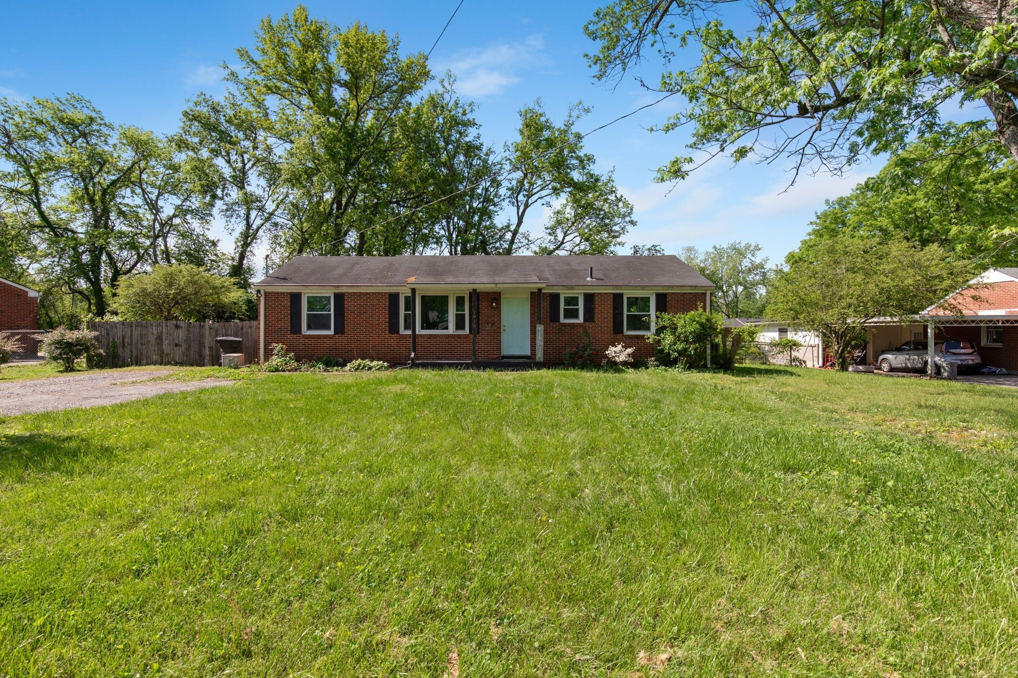 Photo of Listing #2822642