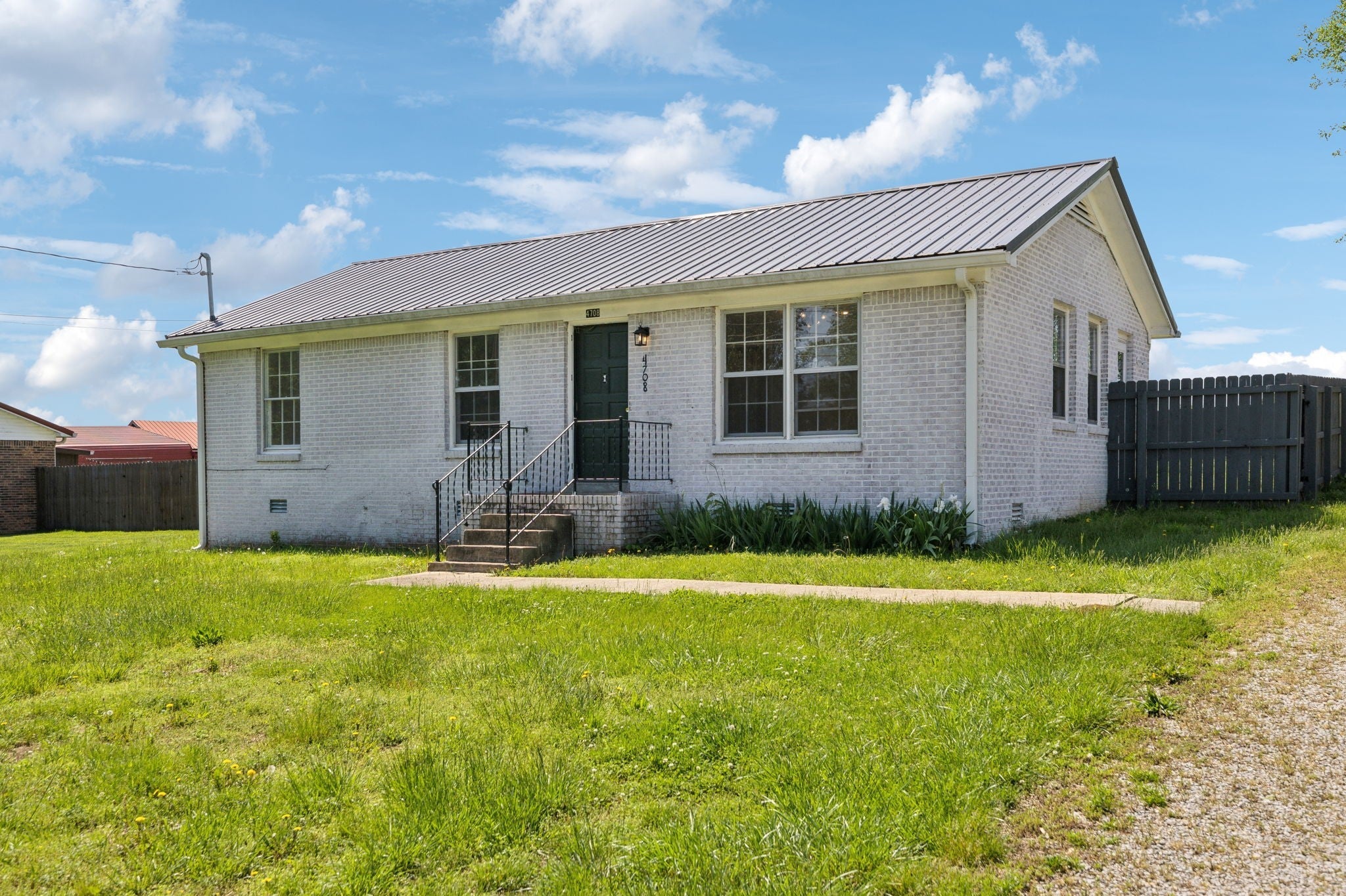 Photo of Listing #2822755