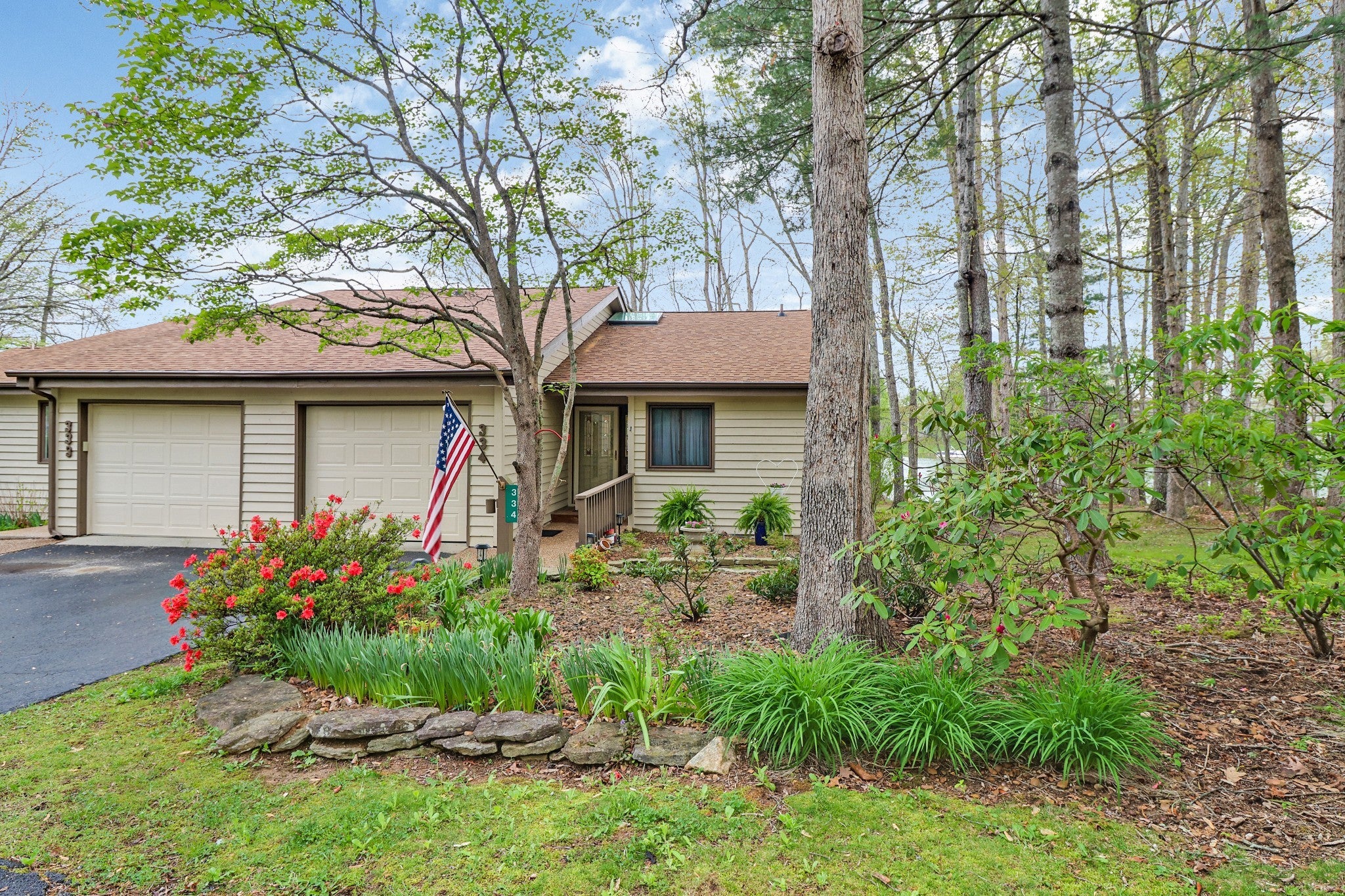 Photo of Listing #2823017