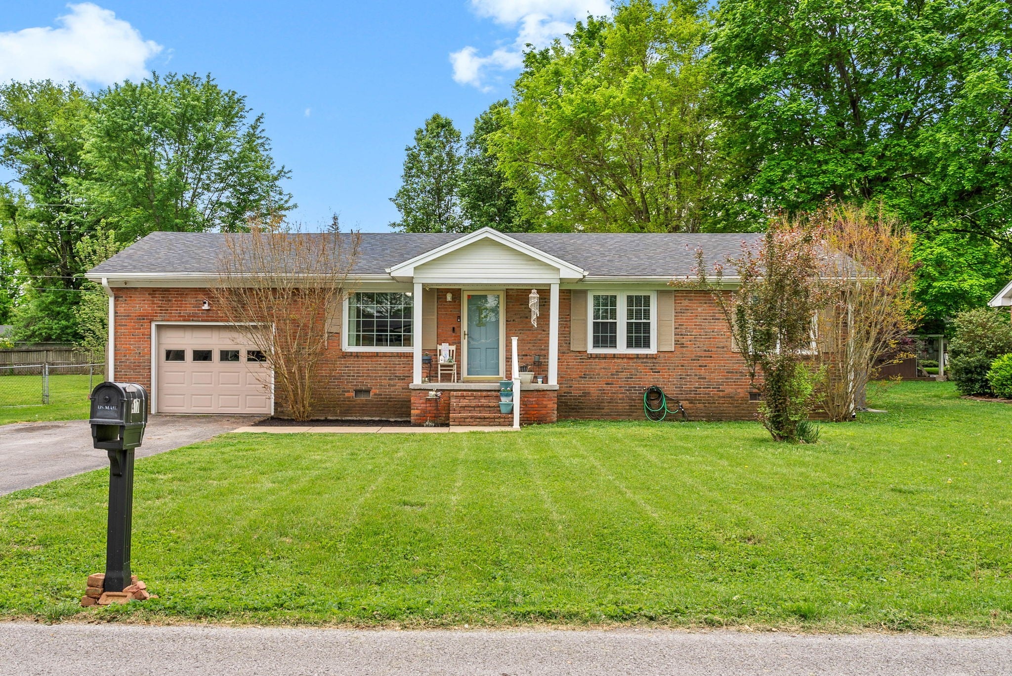 Photo of Listing #2823057