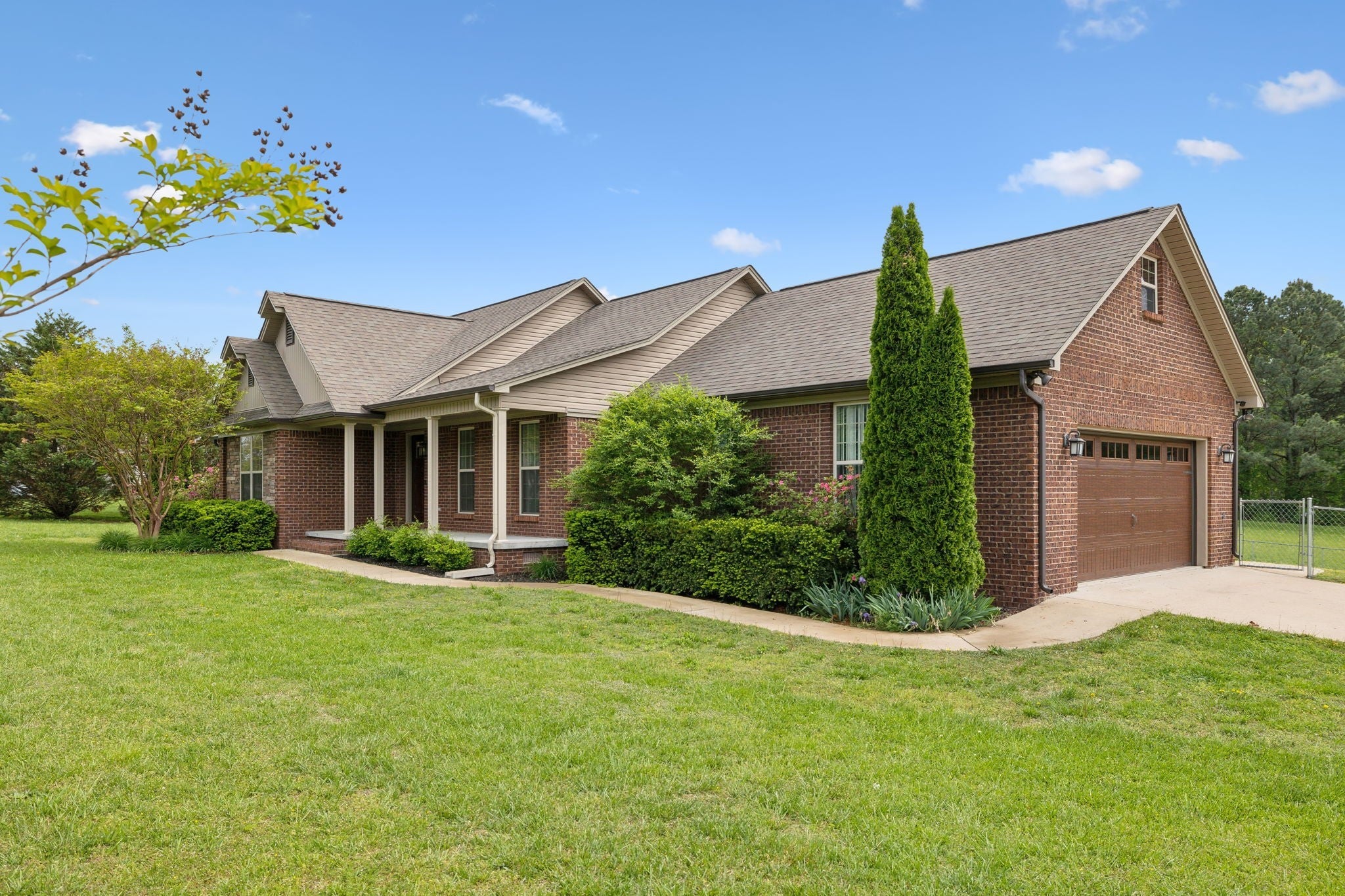 Photo of Listing #2823178