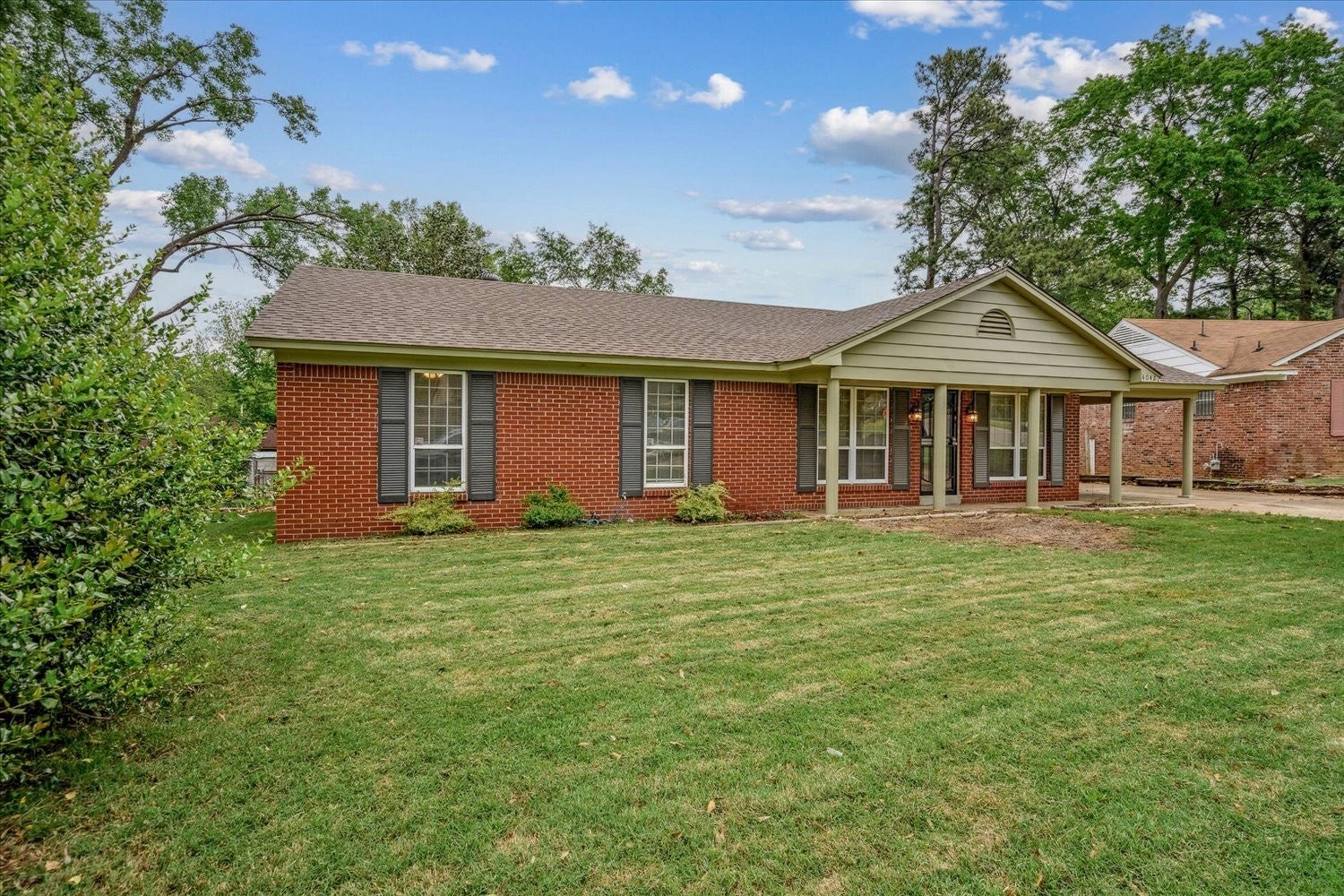 Photo of Listing #2823249
