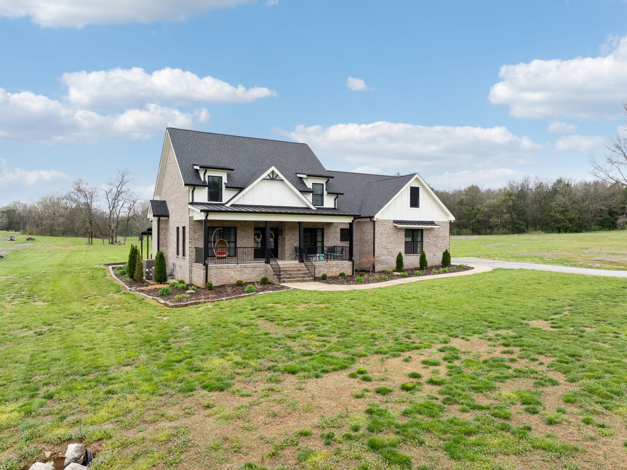 Photo of Listing #2823391
