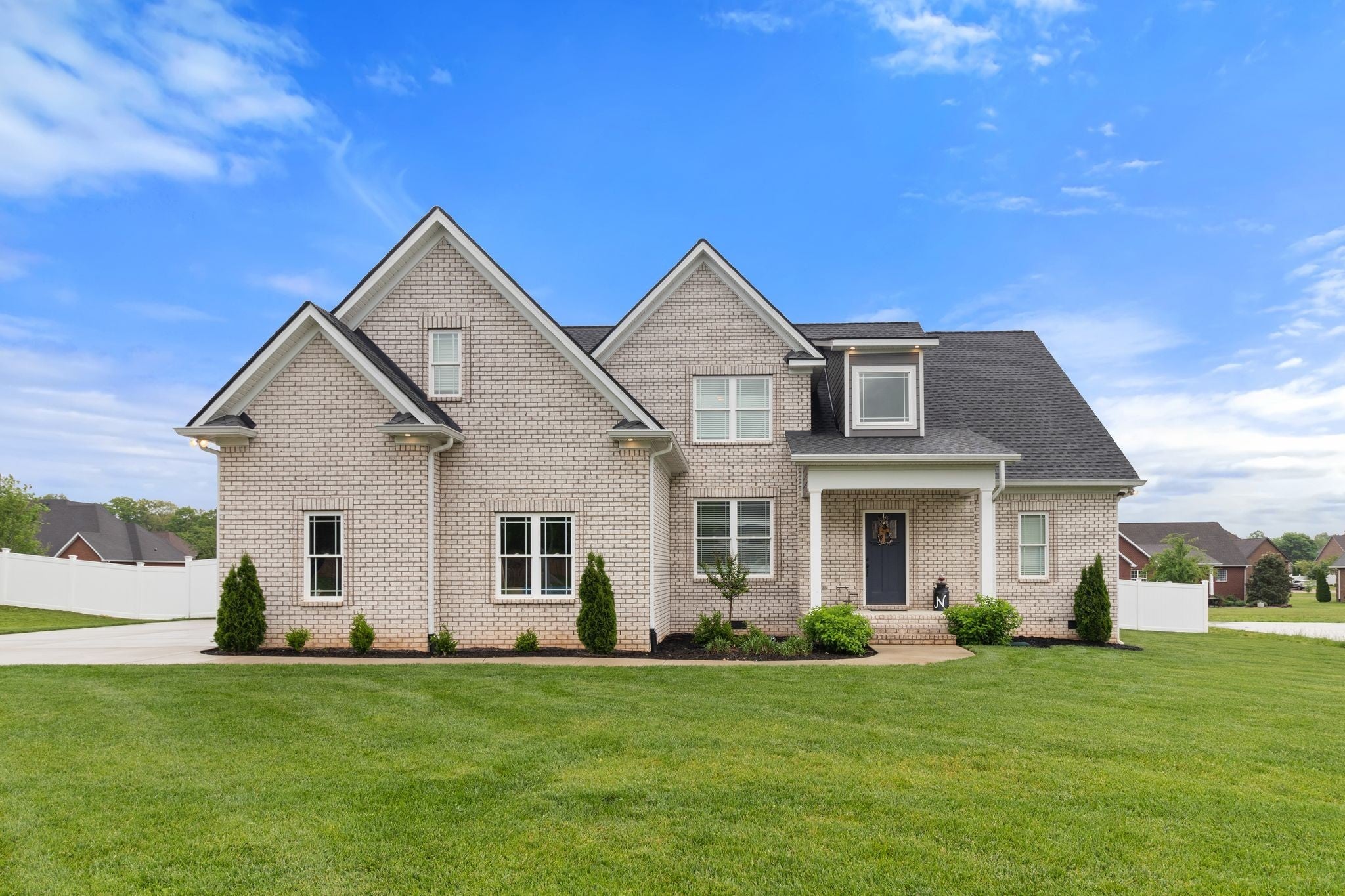 Photo of Listing #2823417