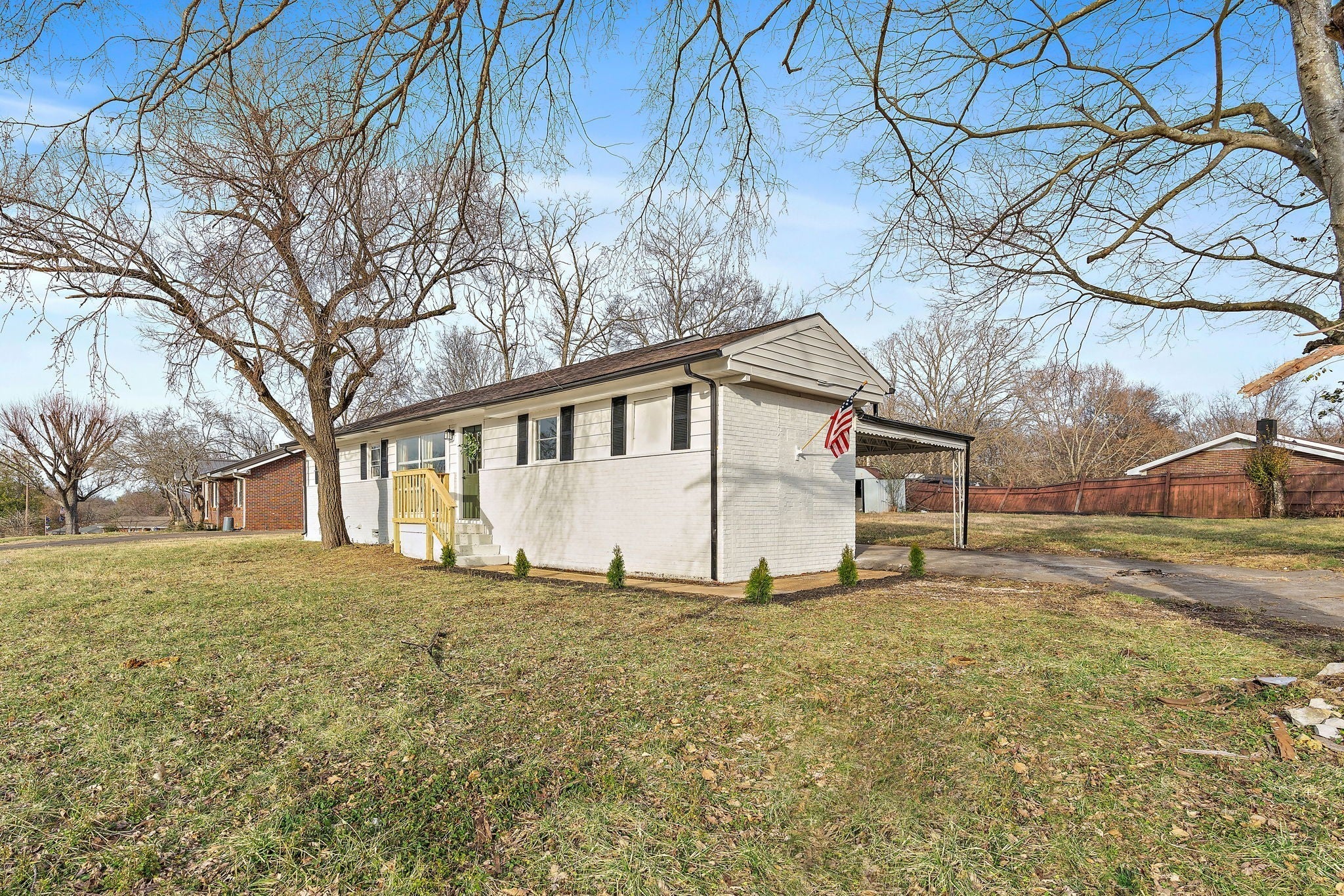 Photo of Listing #2823638