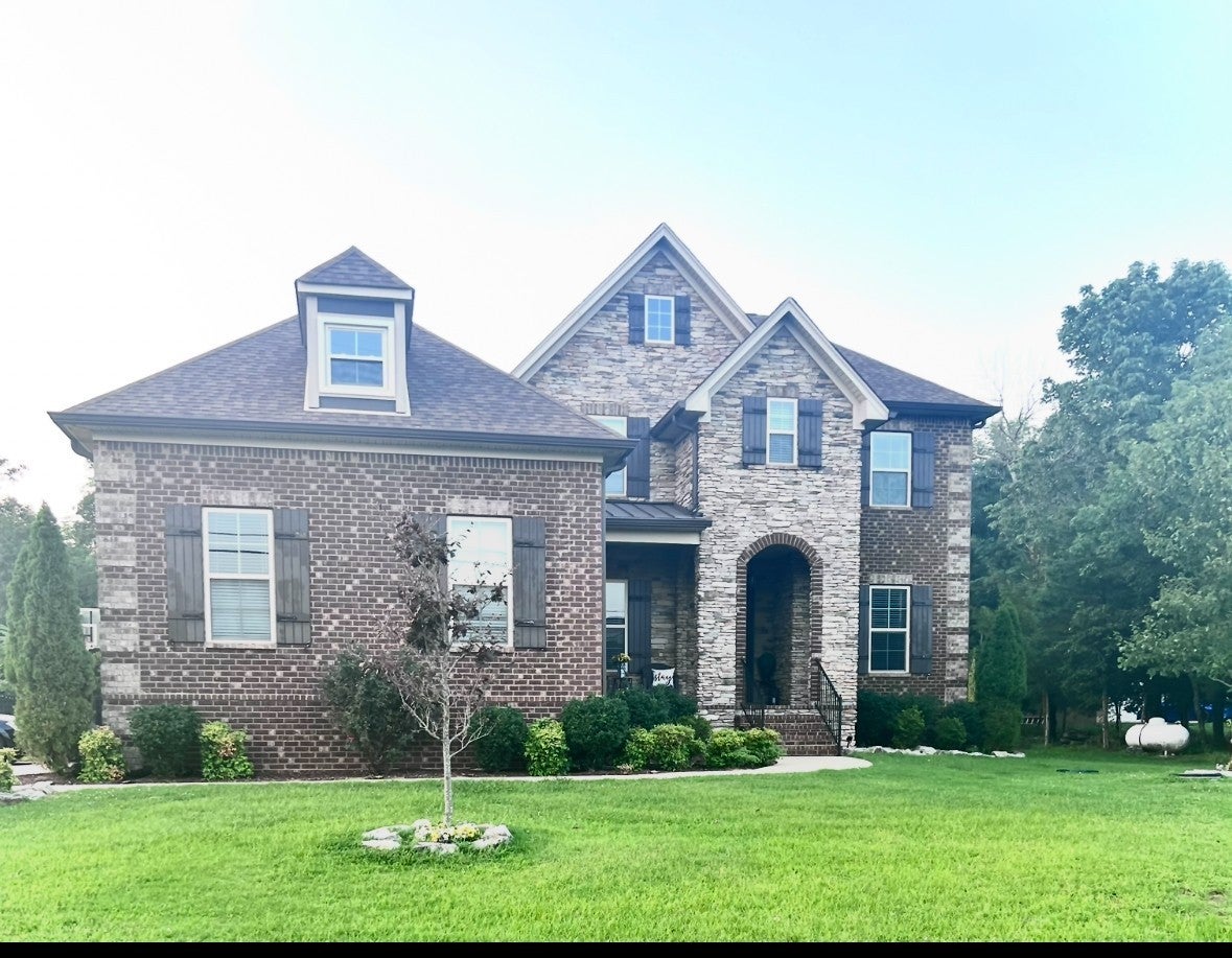 Photo of Listing #2823740
