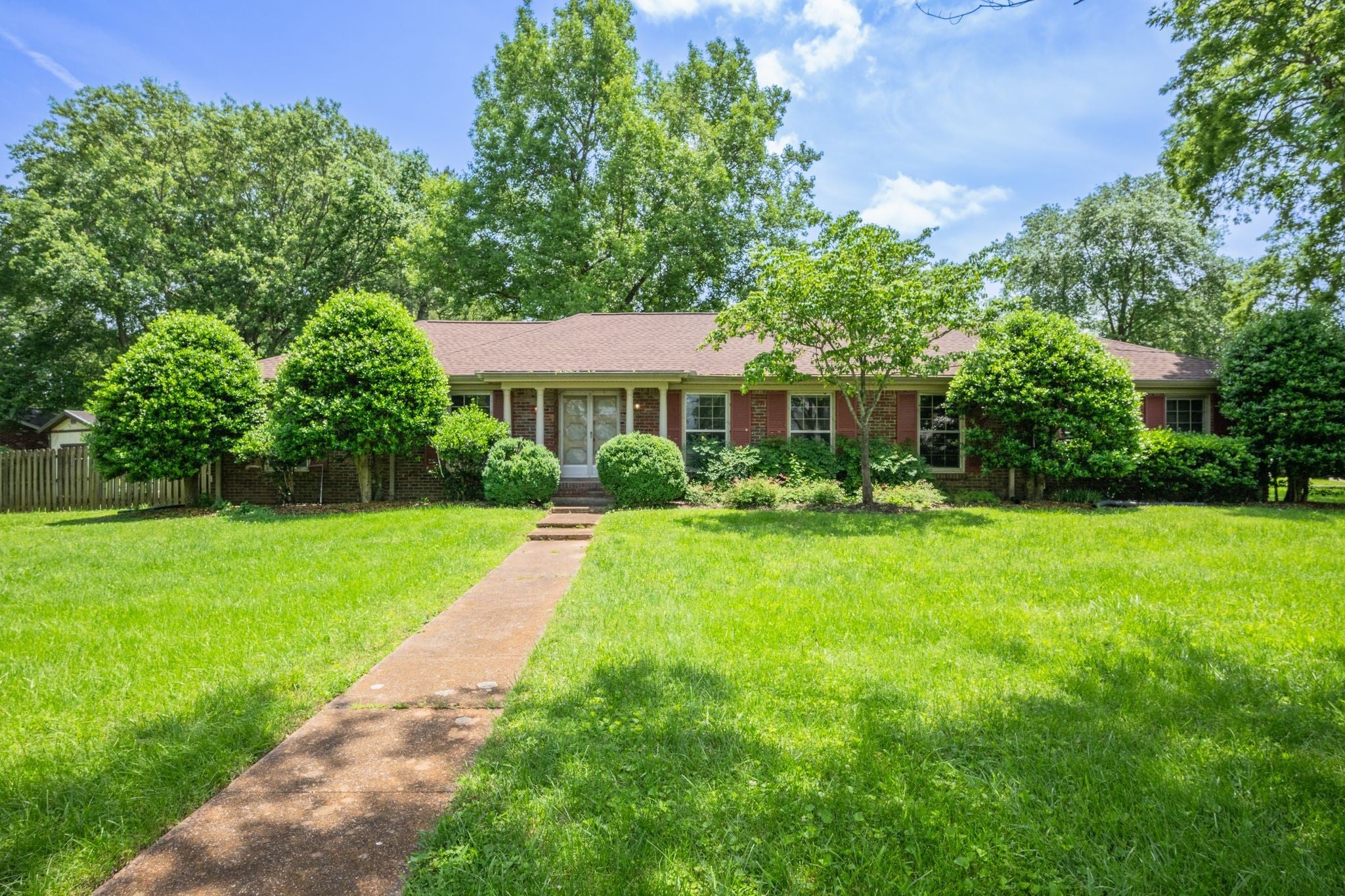 Photo of Listing #2823759