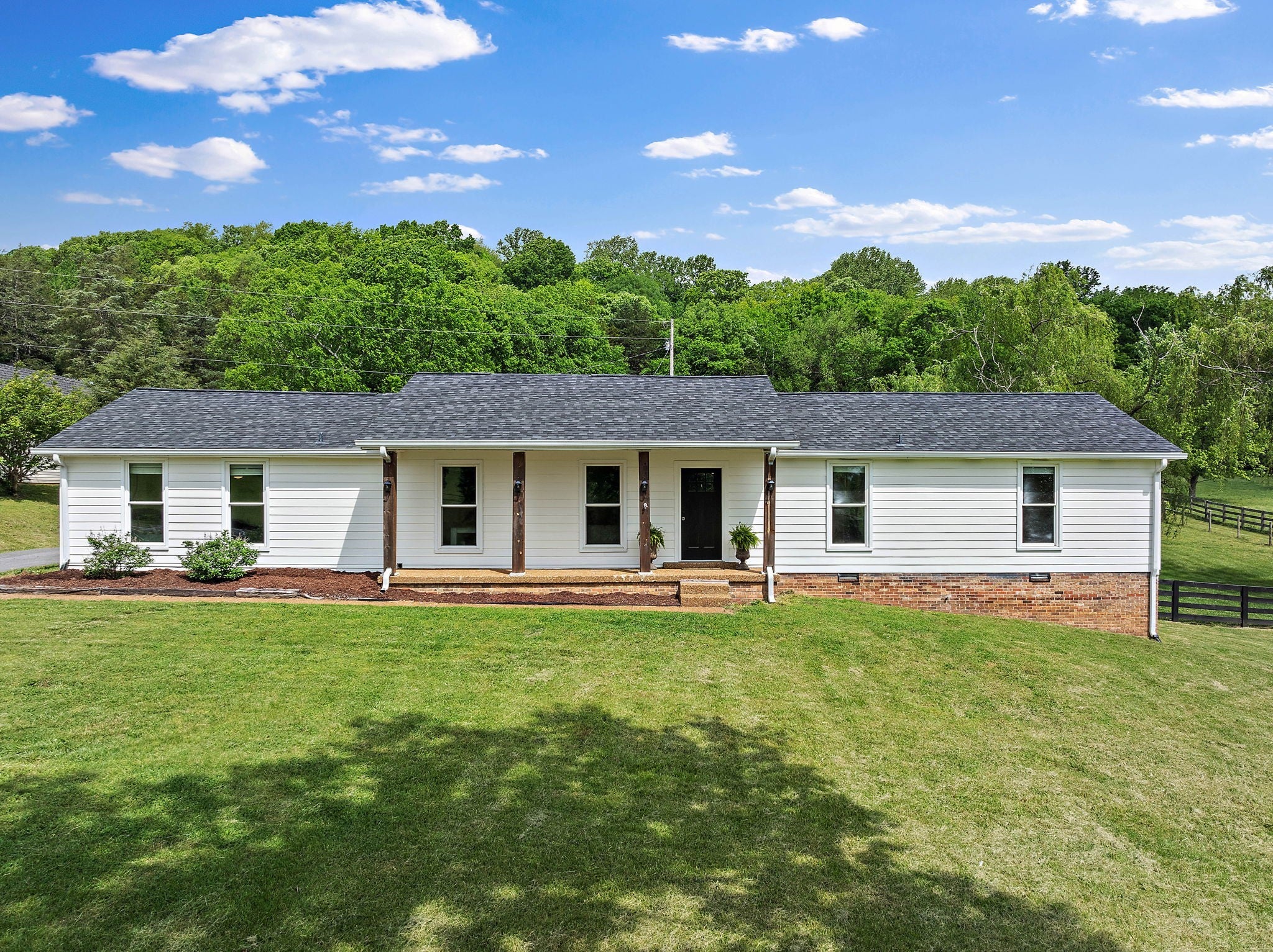 Photo of Listing #2823812