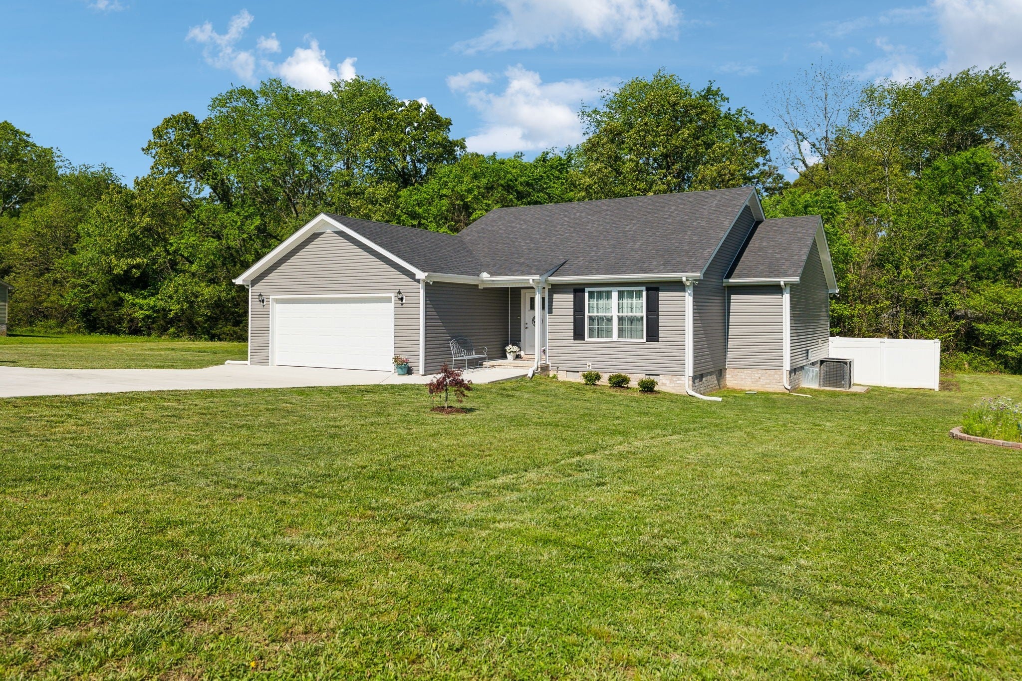 Photo of Listing #2824303